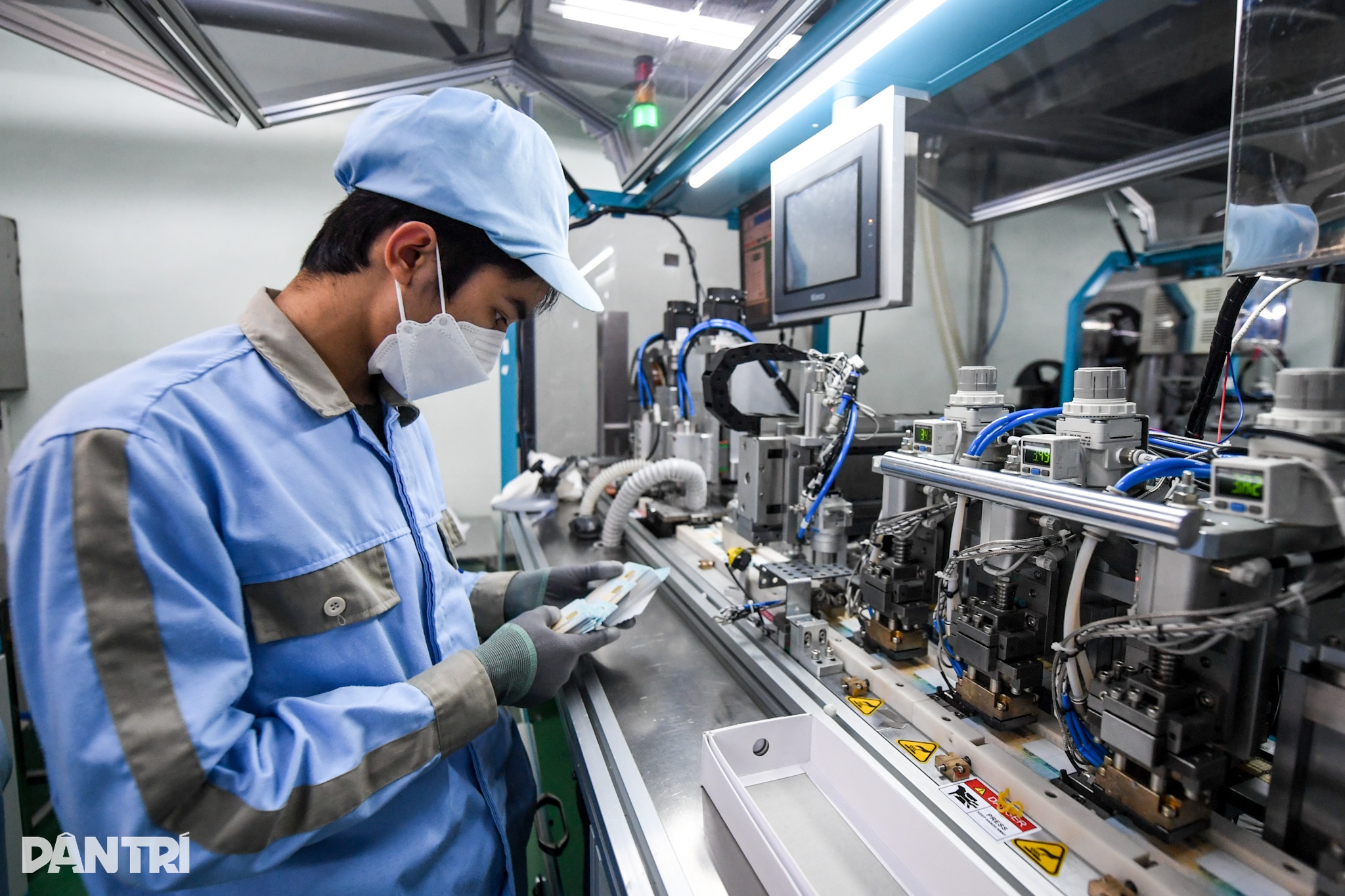 Khám phá bên trong nhà máy sản xuất căn cước công dân gắn chip - 15 Khám phá bên trong nhà máy sản xuất căn cước công dân gắn chip - 15