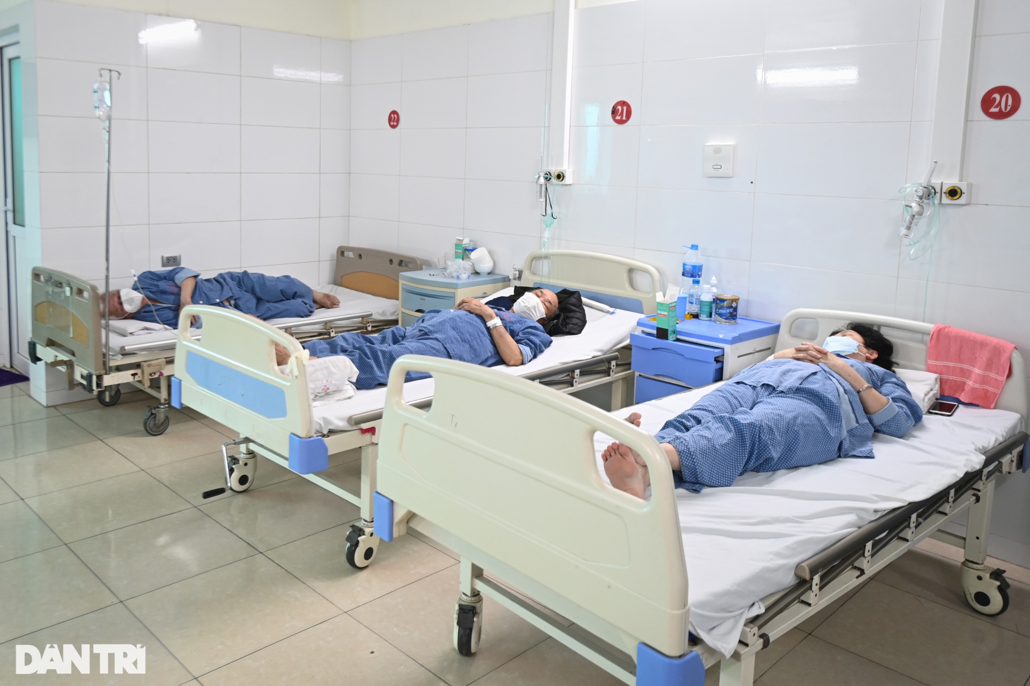 Bên trong khu điều trị bệnh nhân hậu Covid-19 tình trạng nặng ở Hà Nội - 13 Bên trong khu điều trị bệnh nhân hậu Covid-19 tình trạng nặng ở Hà Nội - 13