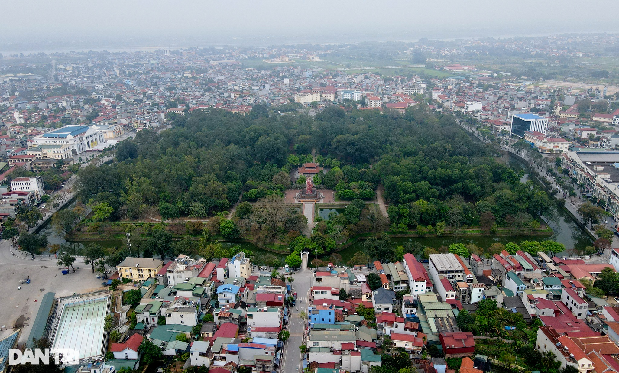Chiêm ngưỡng thành cổ Sơn Tây 200 năm tuổi ở Hà Nội sắp có tuyến phố đi bộ - 1