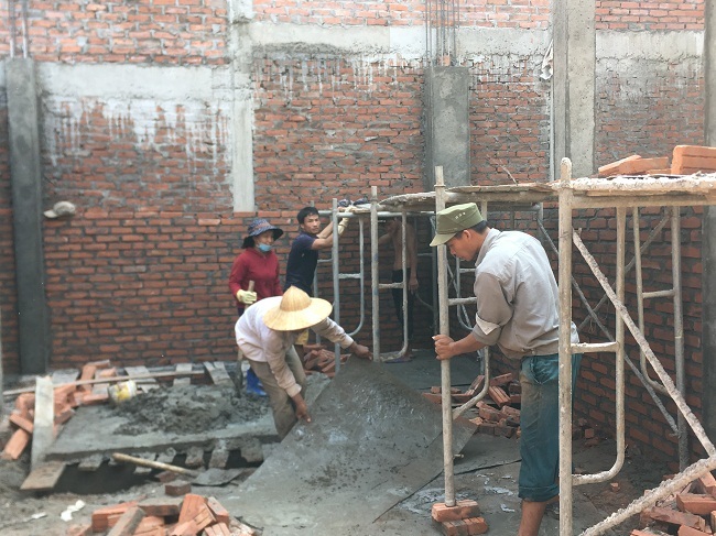 Hà Nội: Một ngôi nhà xây sai phép, nhiều cán bộ phải giải trình - 1