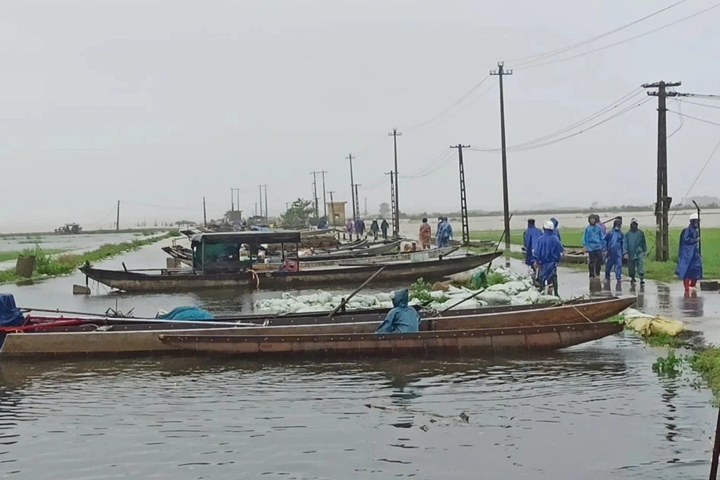 Tìm thấy thi thể nam thanh niên bị lũ cuốn trôi sau 2 ngày mất tích - 1