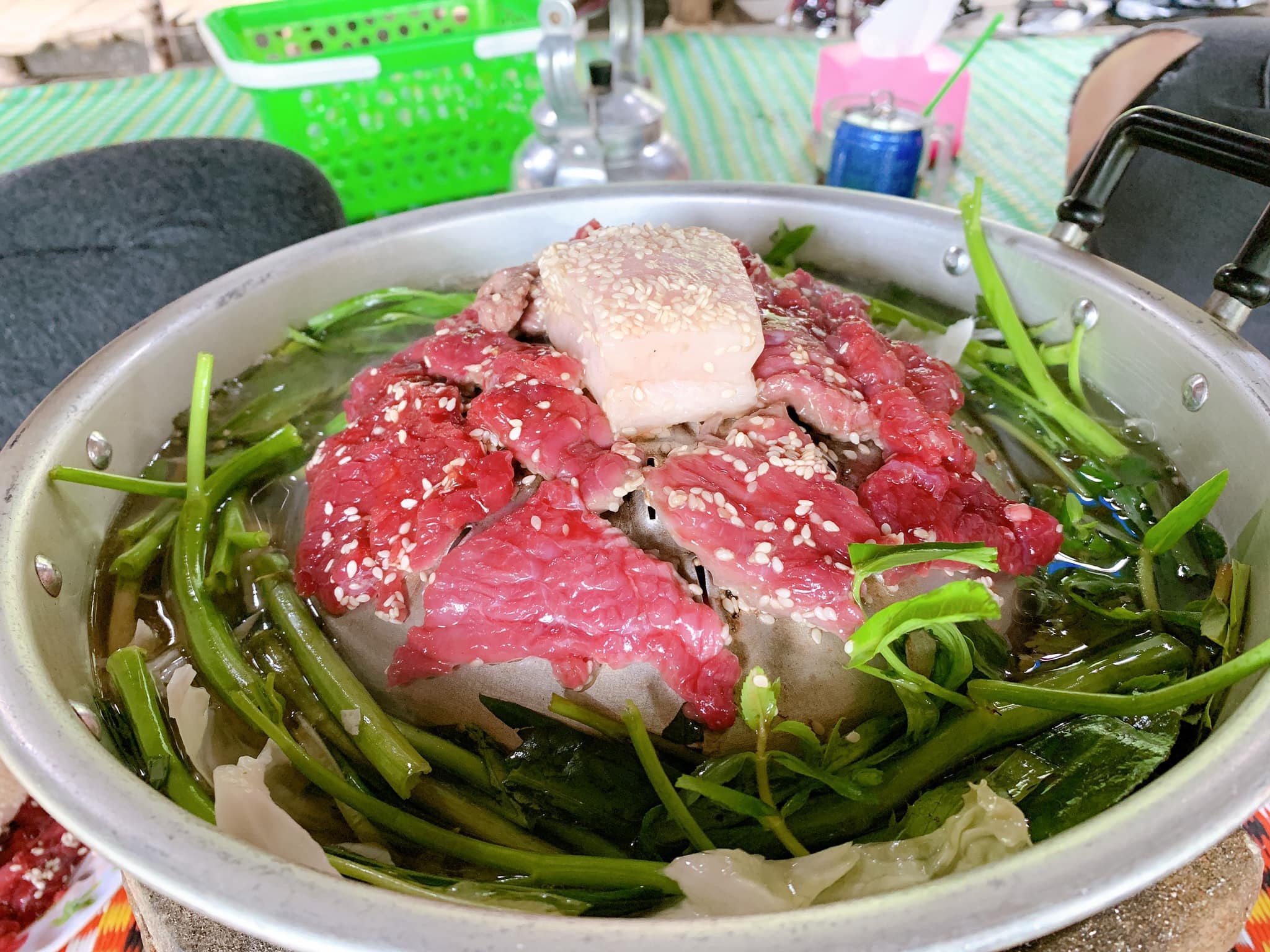 Đặc sản bò leo núi lạ miệng, khách toát mồ hôi thưởng thức ở An Giang - 2