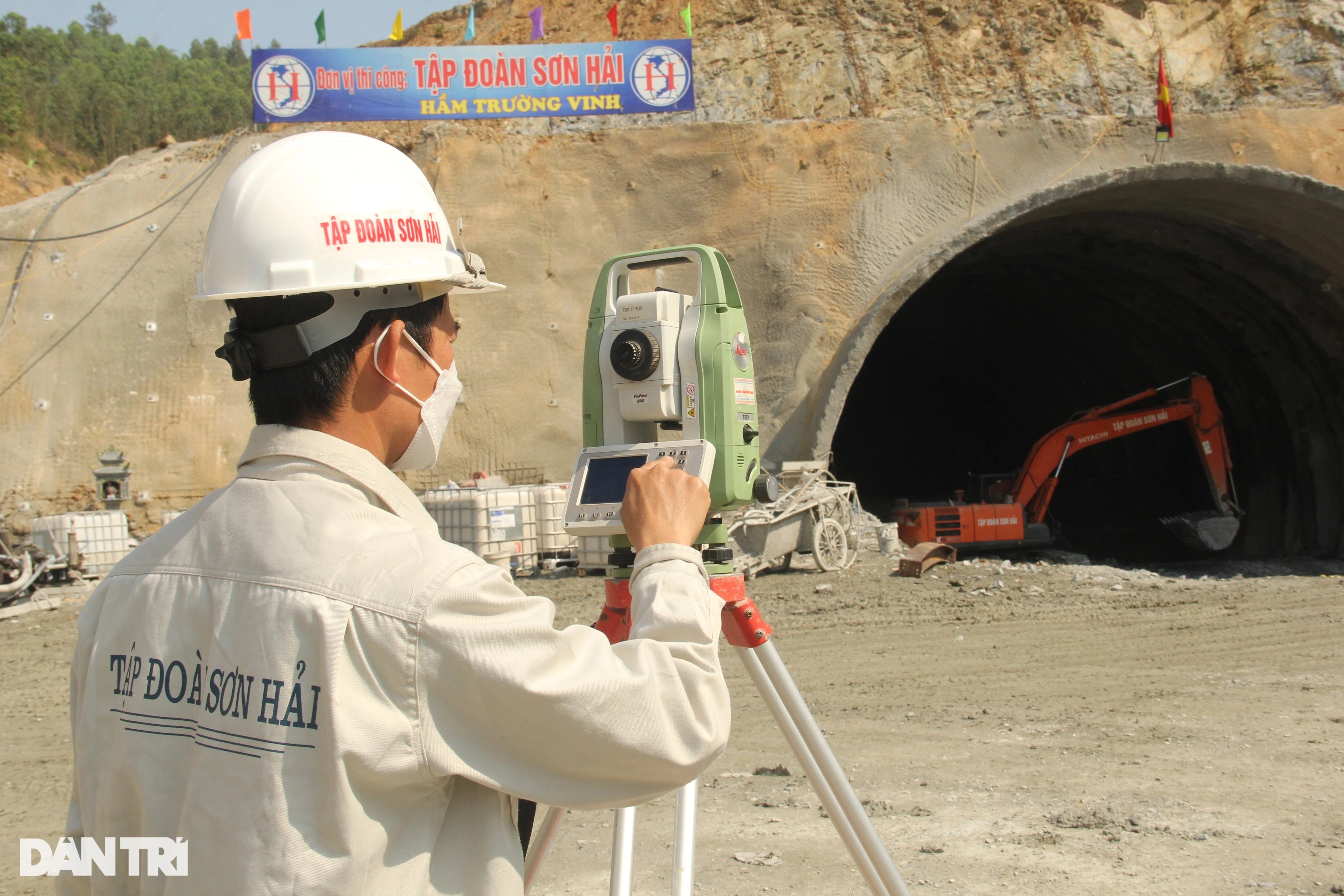 Mục sở thị hầm xuyên núi trên cao tốc Bắc - Nam nối Thanh Hóa - Nghệ An - 7