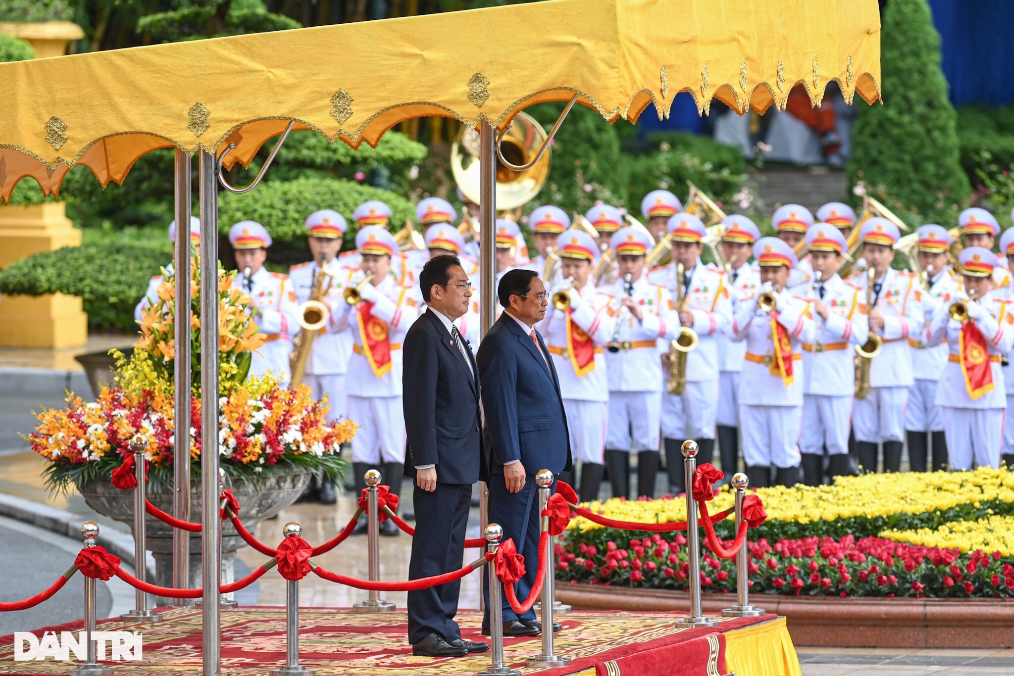 Thủ tướng Phạm Minh Chính chủ trì lễ đón chính thức Thủ tướng Nhật Bản - 5