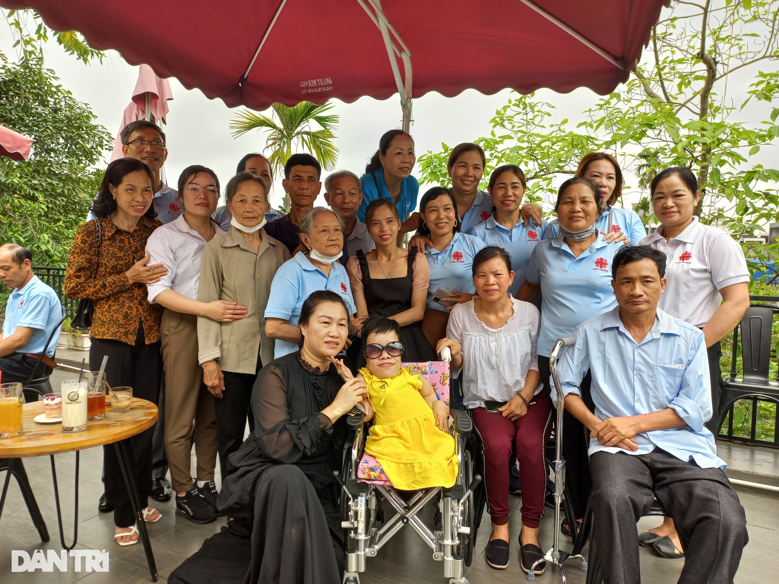Cô gái Sọ Dừa với hành trình thành thủ lĩnh, diễn giả truyền cảm hứng - 4 Cô gái Sọ Dừa với hành trình thành thủ lĩnh, diễn giả truyền cảm hứng - 4