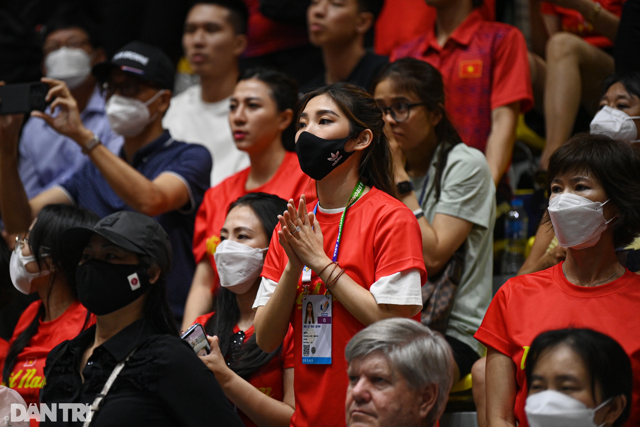 Hơn 1500 cổ động viên cháy hết mình cổ vũ đội tuyển bóng rổ Việt Nam - 14