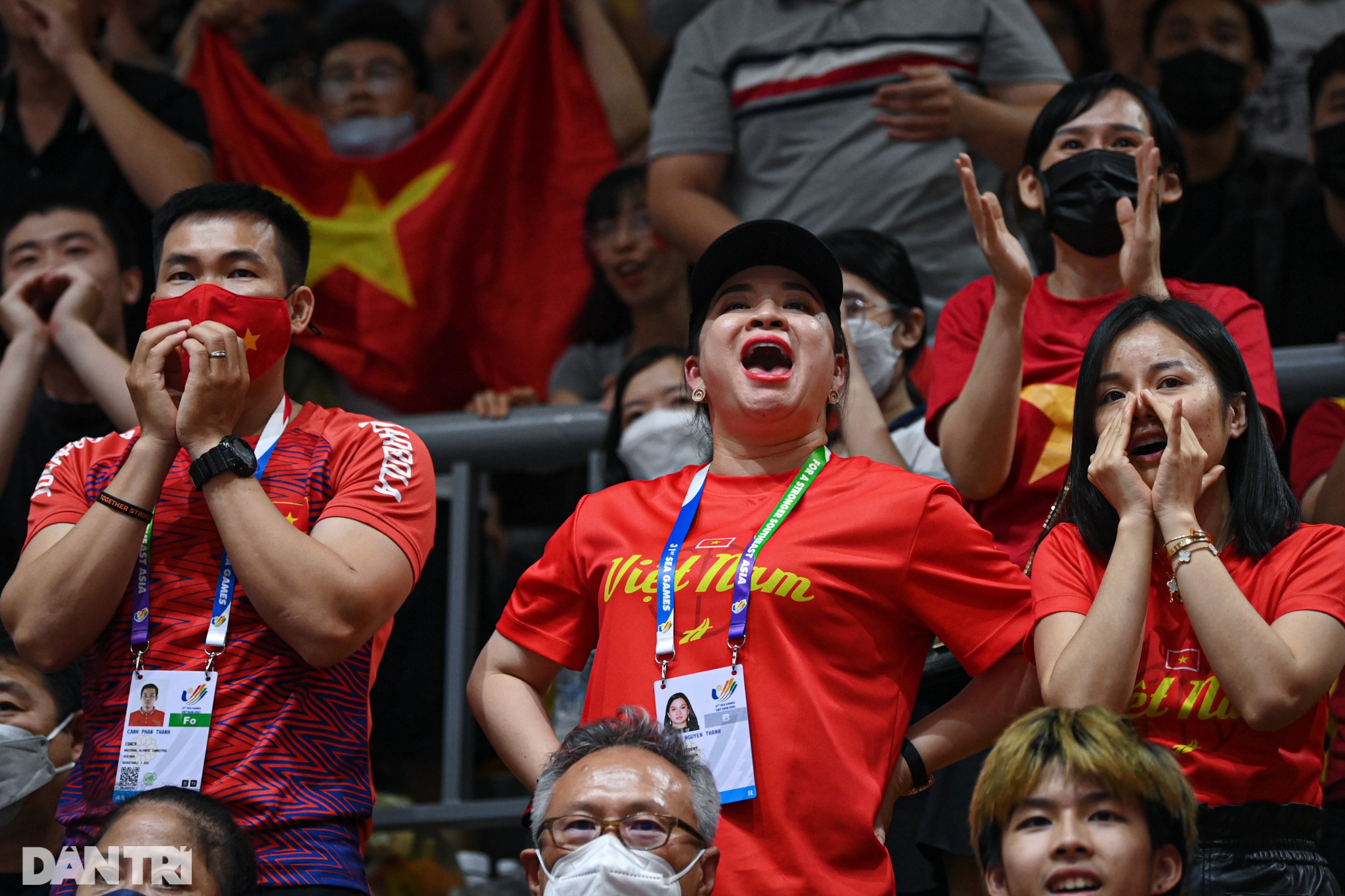 Hơn 1500 cổ động viên cháy hết mình cổ vũ đội tuyển bóng rổ Việt Nam - 11