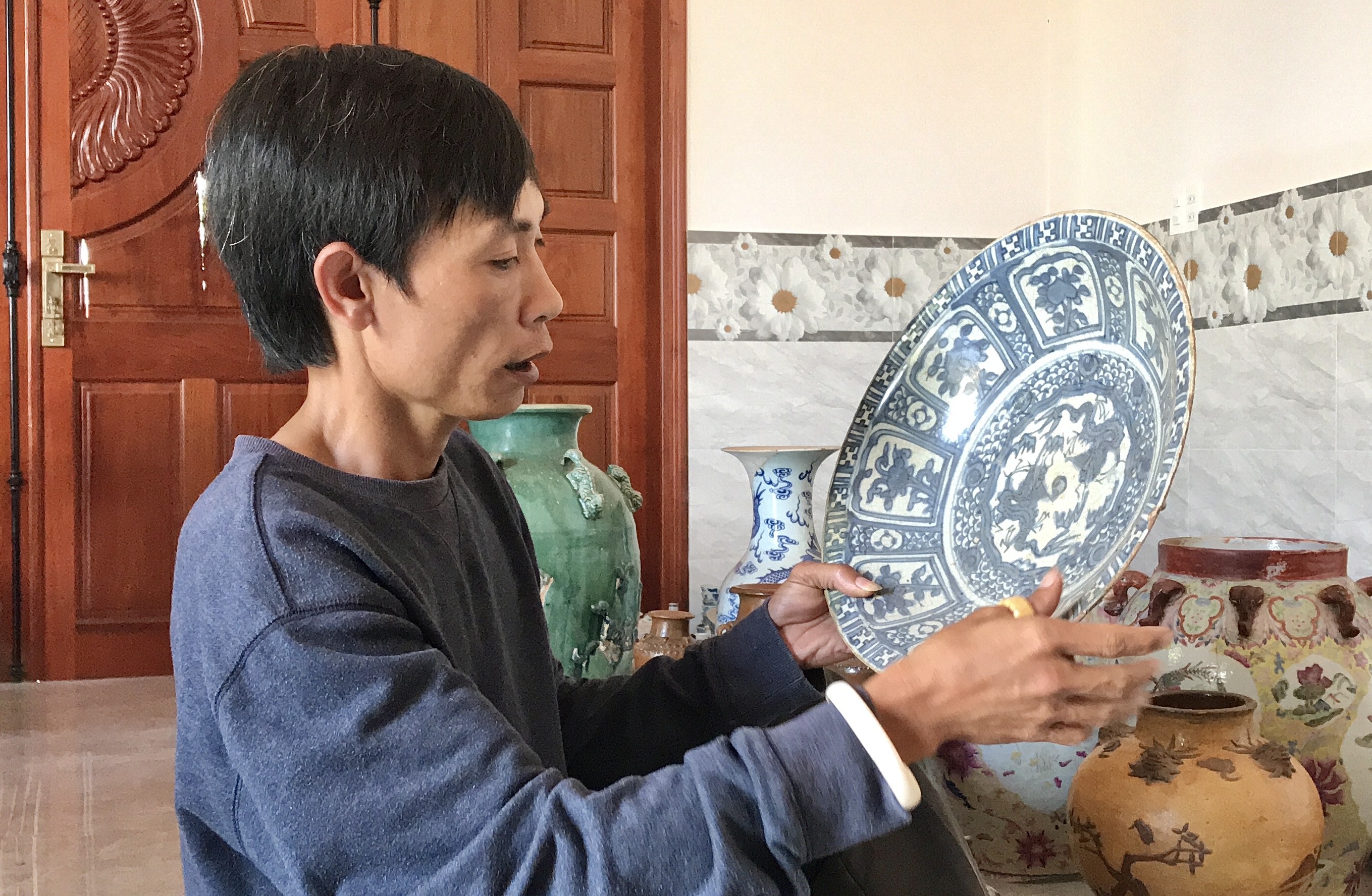 View - Người đàn ông Gia Lai sở hữu "kho báu" với hơn 18 nghìn cổ vật quý giá | Báo Dân trí