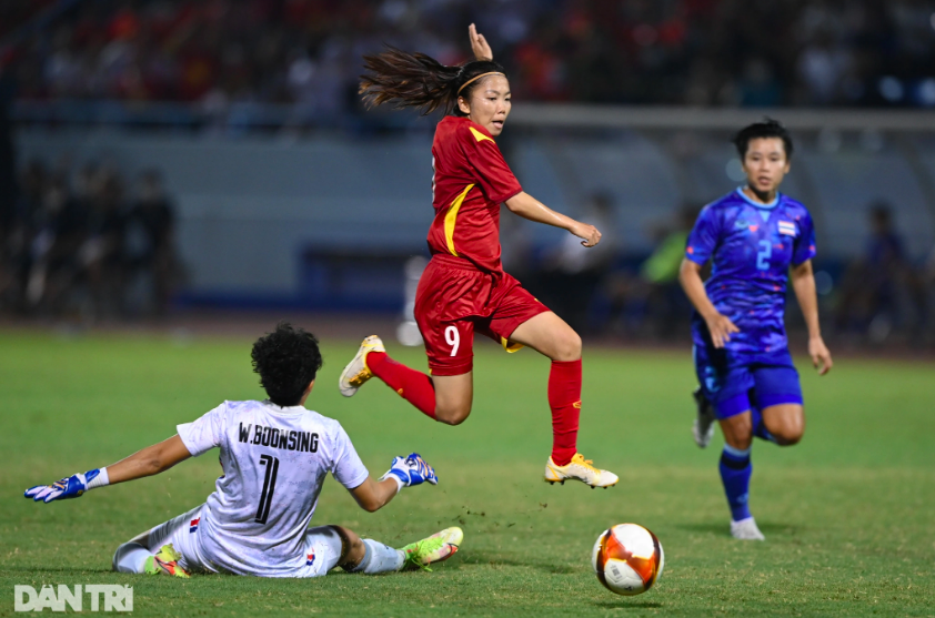 Huy Hoàng, Nguyễn Thị Oanh và những VĐV tạo dấu ấn đậm nét tại SEA Games - 4