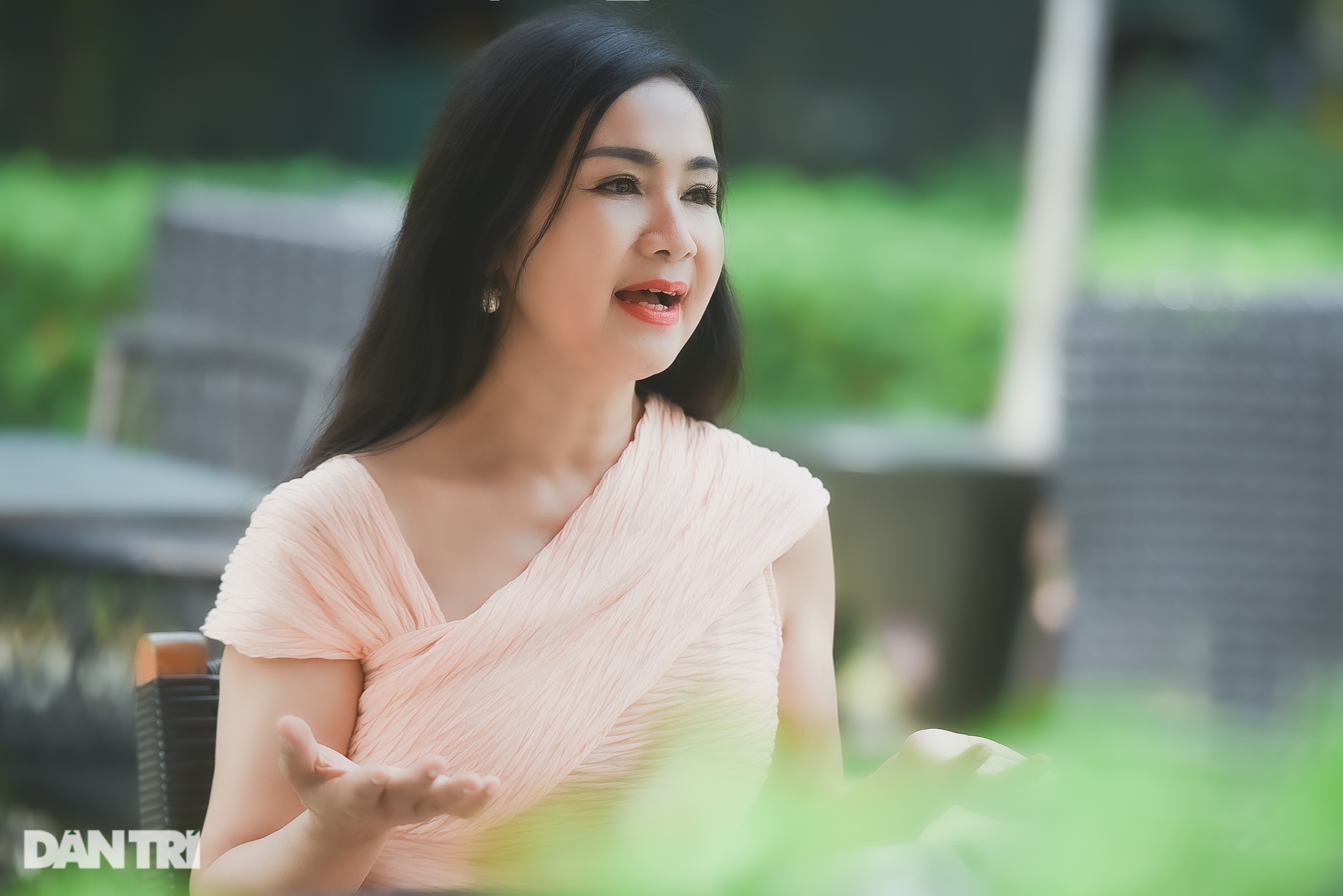 NSND Thu Hà: Từ cô bé hái chè đến mỹ nhân Lá ngọc cành vàng không tuổi