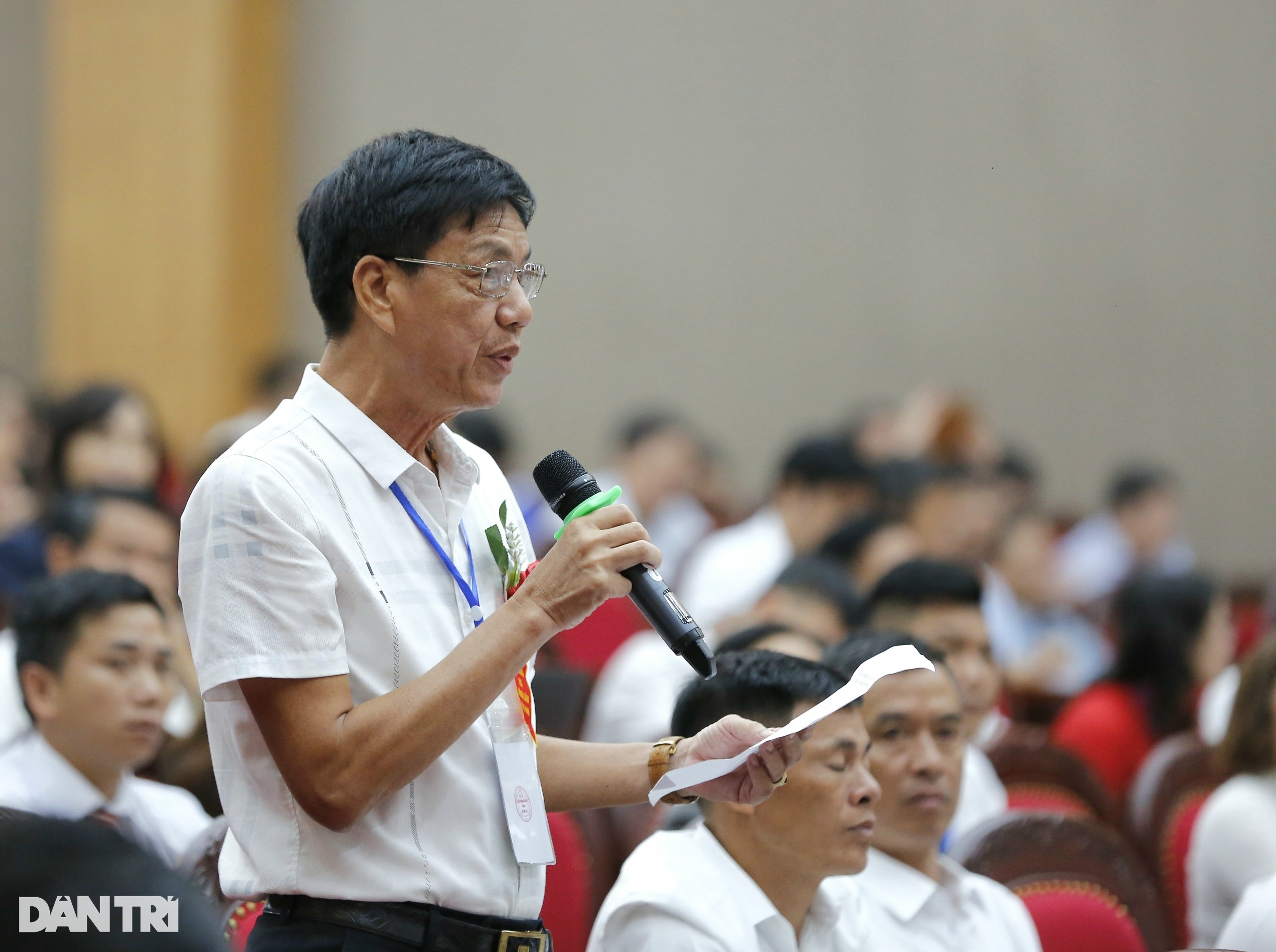 Thủ tướng, Bộ trưởng trả lời chuyện nông dân thua lỗ, nông sản tắc biên - 3 Thủ tướng, Bộ trưởng trả lời chuyện nông dân thua lỗ, nông sản tắc biên - 3