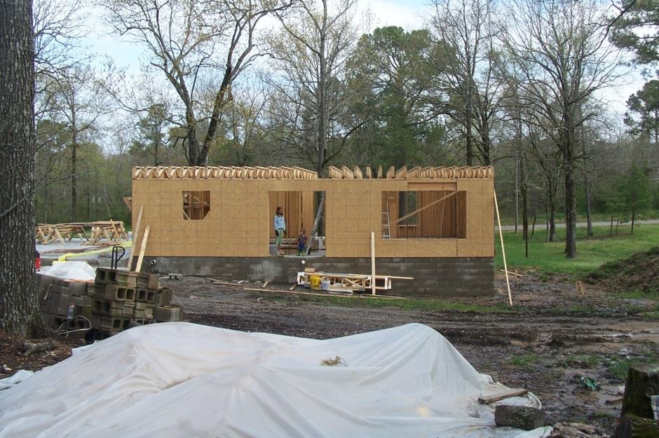 View - Xem clip trên mạng, bà mẹ cùng 4 con làm nhà đẹp không ngờ | Báo Dân trí