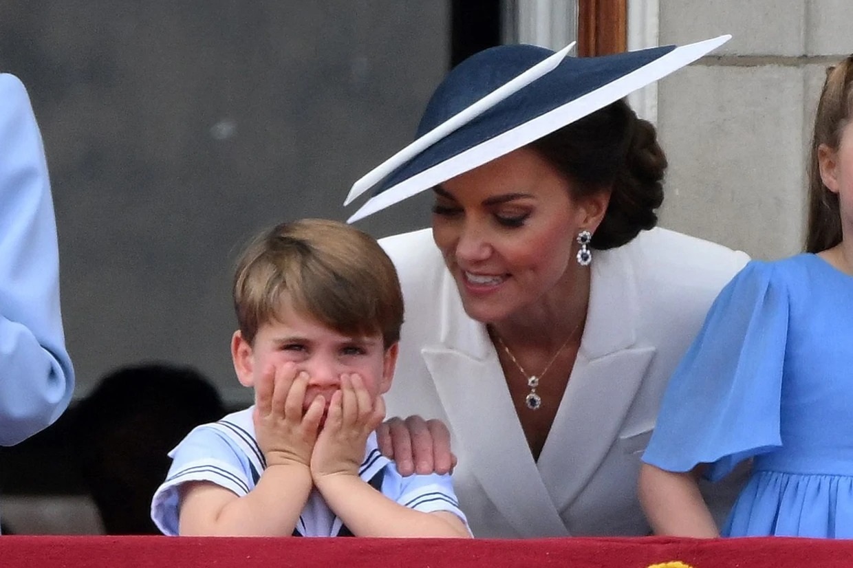 Biểu cảm của hoàng tử Louis gây sốt tại Đại lễ Bạch kim - 7