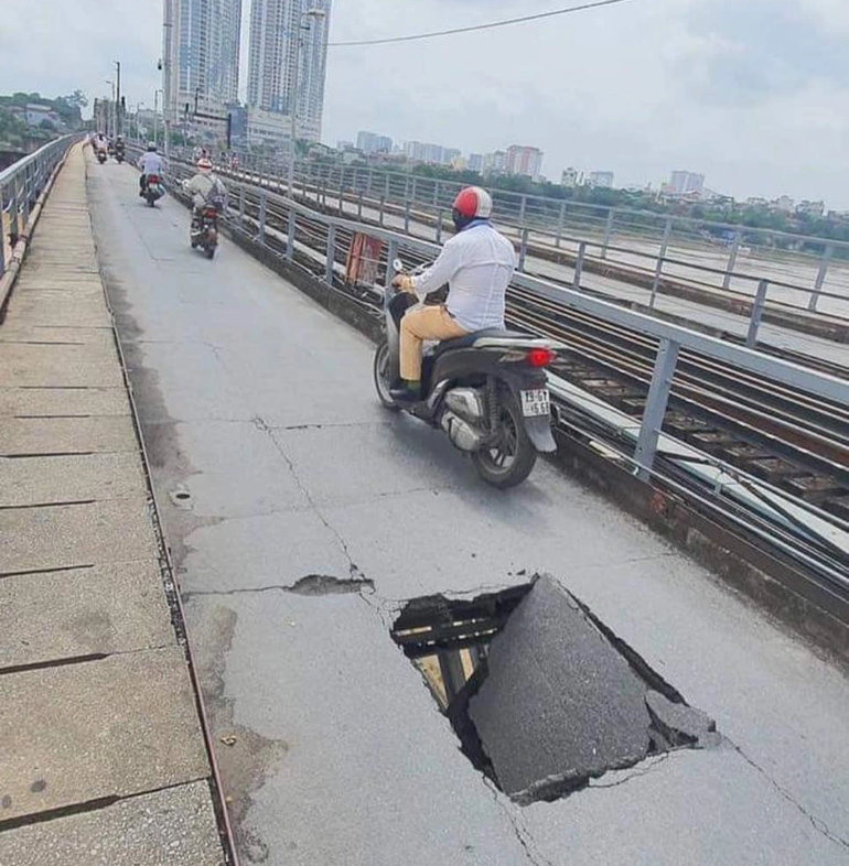 Cầu Long Biên bị thủng: Bộ GTVT truy trách nhiệm ngành đường sắt - 1