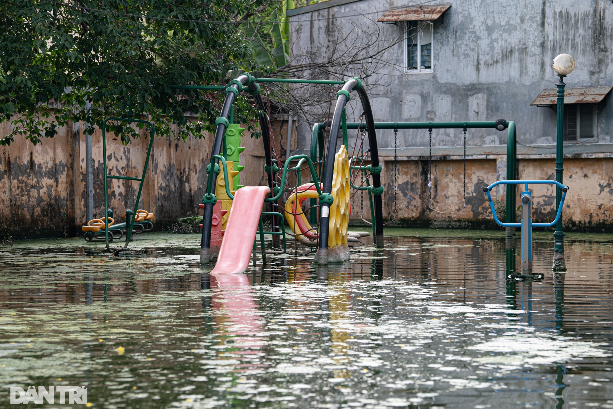 Hà Nội: Xử lý rốn ngập ở quận Tây Hồ - 1