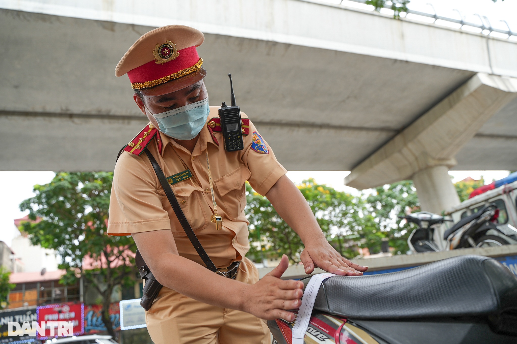 Nhiều ma men bỏ của chạy lấy người khi bị CSGT xử lý vi phạm nồng độ cồn - 6