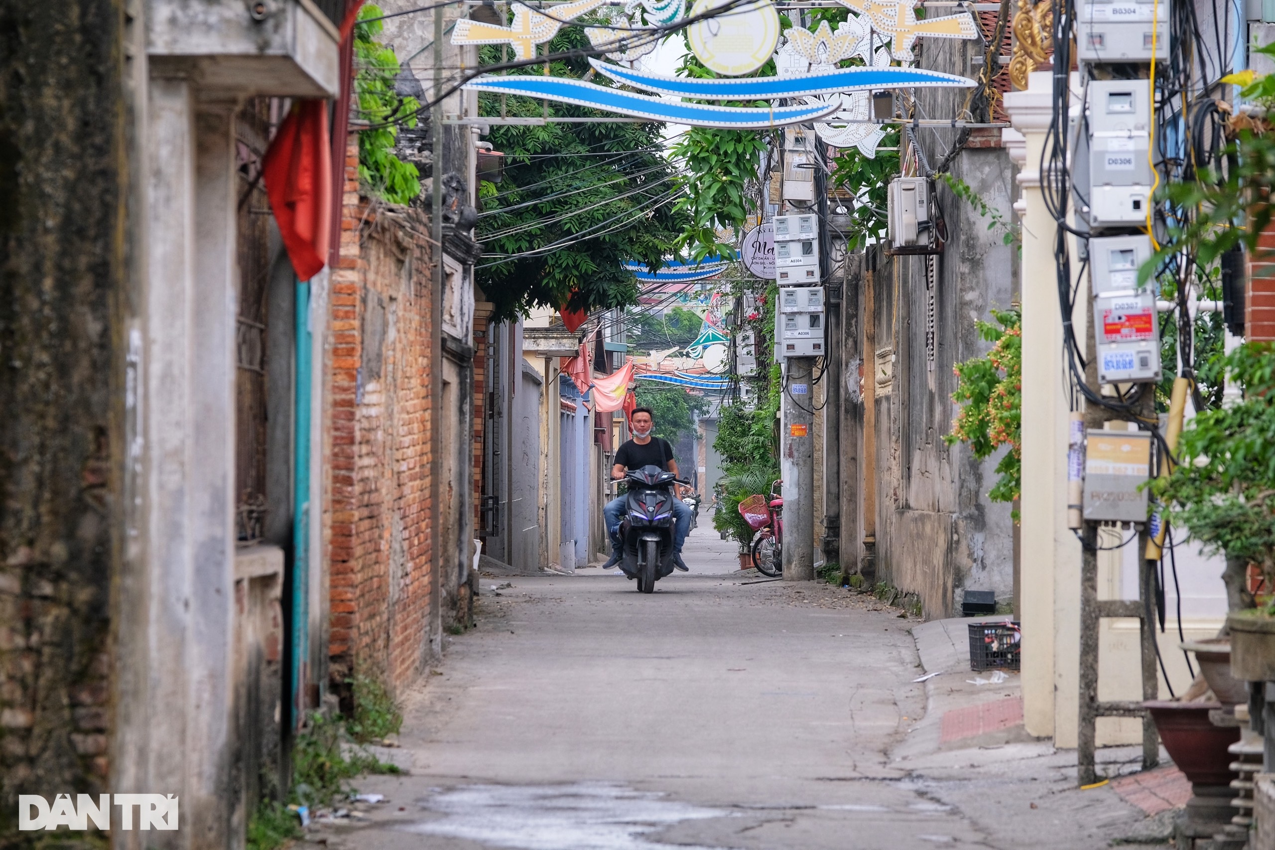 Làng Quan Độ sau vụ nổ đạn: Bình yên trở lại nhưng kí ức kinh hoàng vẫn đó - 3 Làng Quan Độ sau vụ nổ đạn: Bình yên trở lại nhưng kí ức kinh hoàng vẫn đó - 3