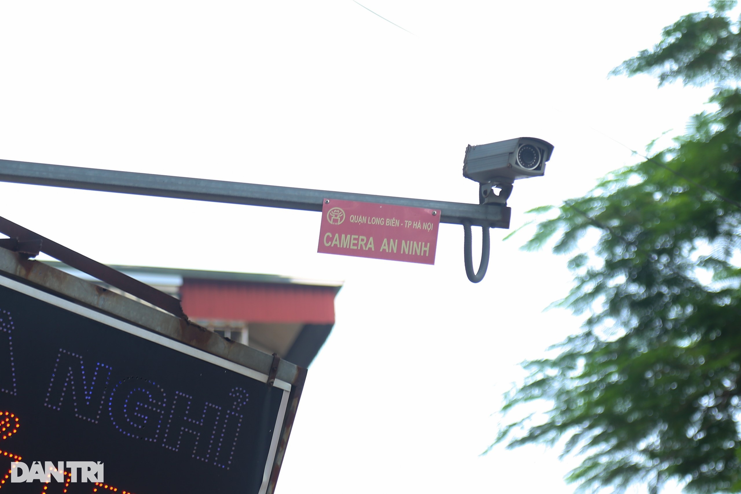 Hà Nội: Điểm mặt 8 camera phạt nguội trên cầu Long Biên - 12