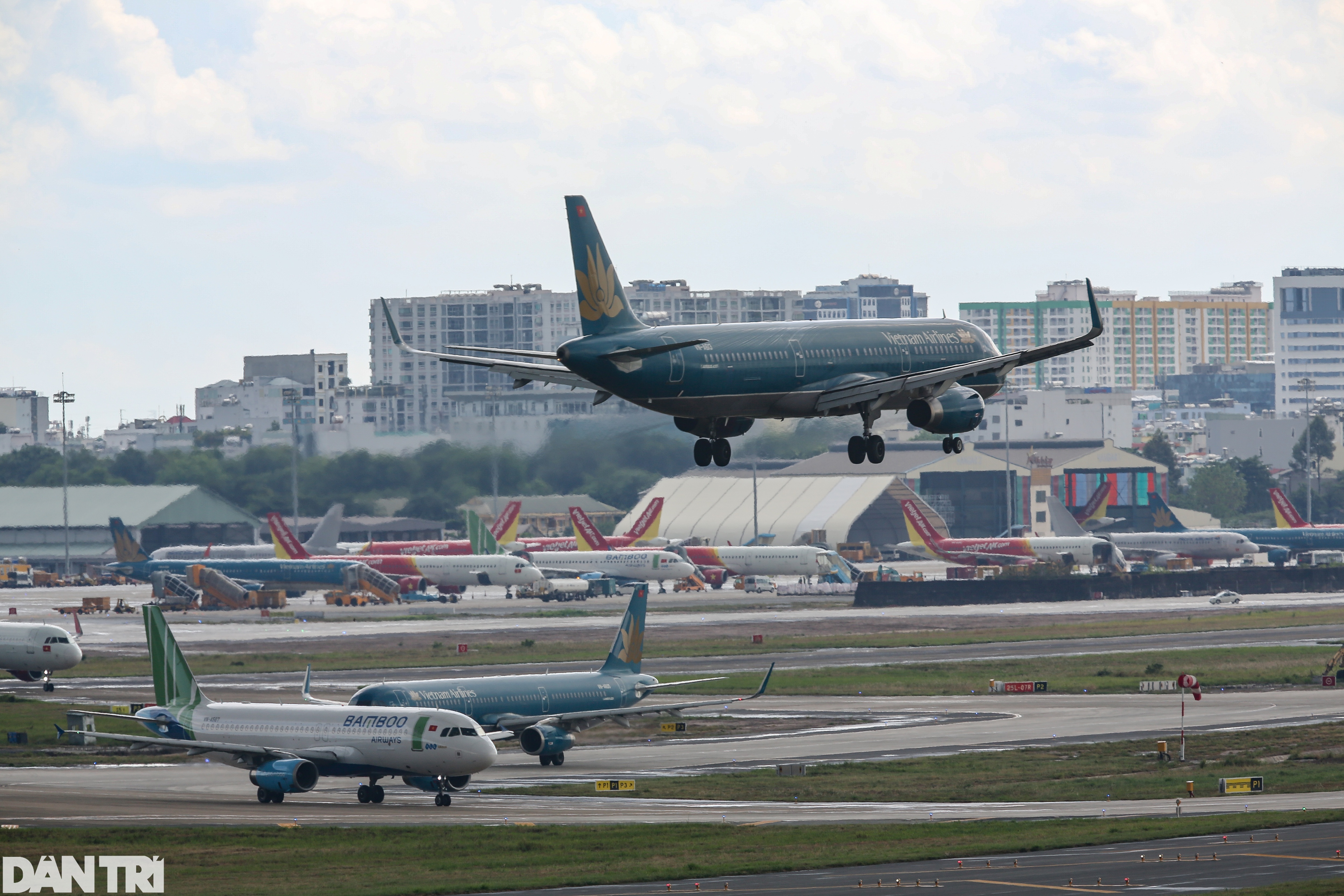 Chuyên gia quốc tế góp ý vấn đề an toàn hàng không cho sân bay Tân Sơn Nhất - 2