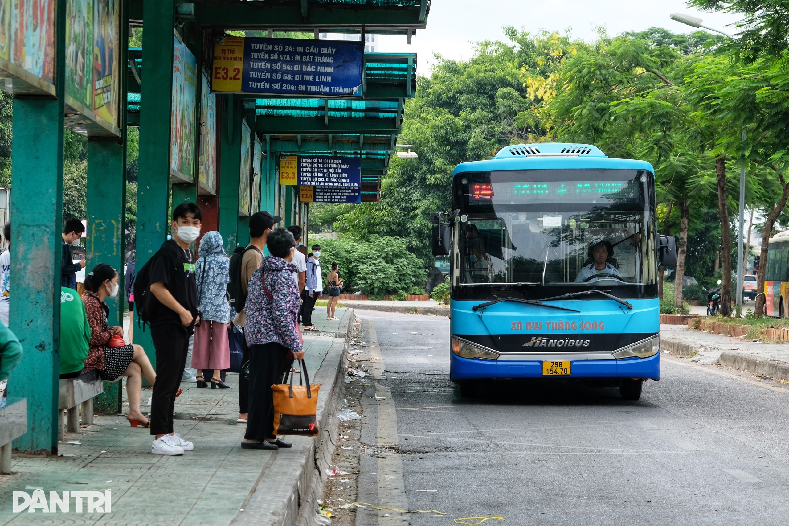 Hành khách chán ngán thái độ xe buýt, tài xế phân trần có muốn thế đâu - 5 Hành khách chán ngán thái độ xe buýt, tài xế phân trần có muốn thế đâu - 5