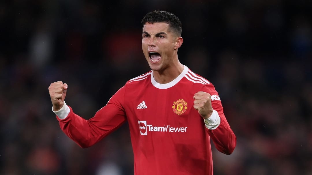 Không còn níu kéo, Man Utd ra giá bán C.Ronaldo - 1