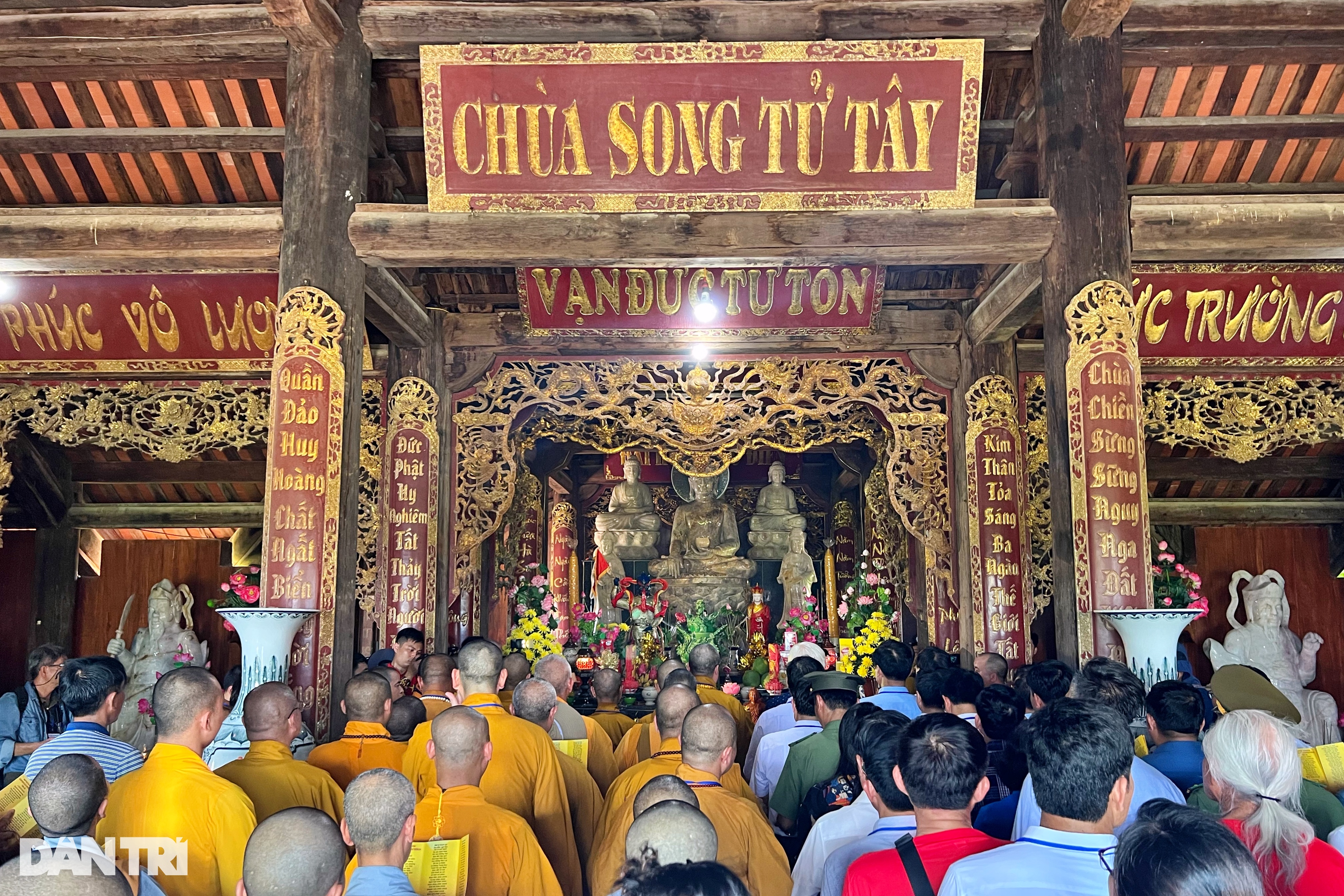 9 cột mốc tâm linh vững chãi giữa Trường Sa - 9 9 cột mốc tâm linh vững chãi giữa Trường Sa - 9