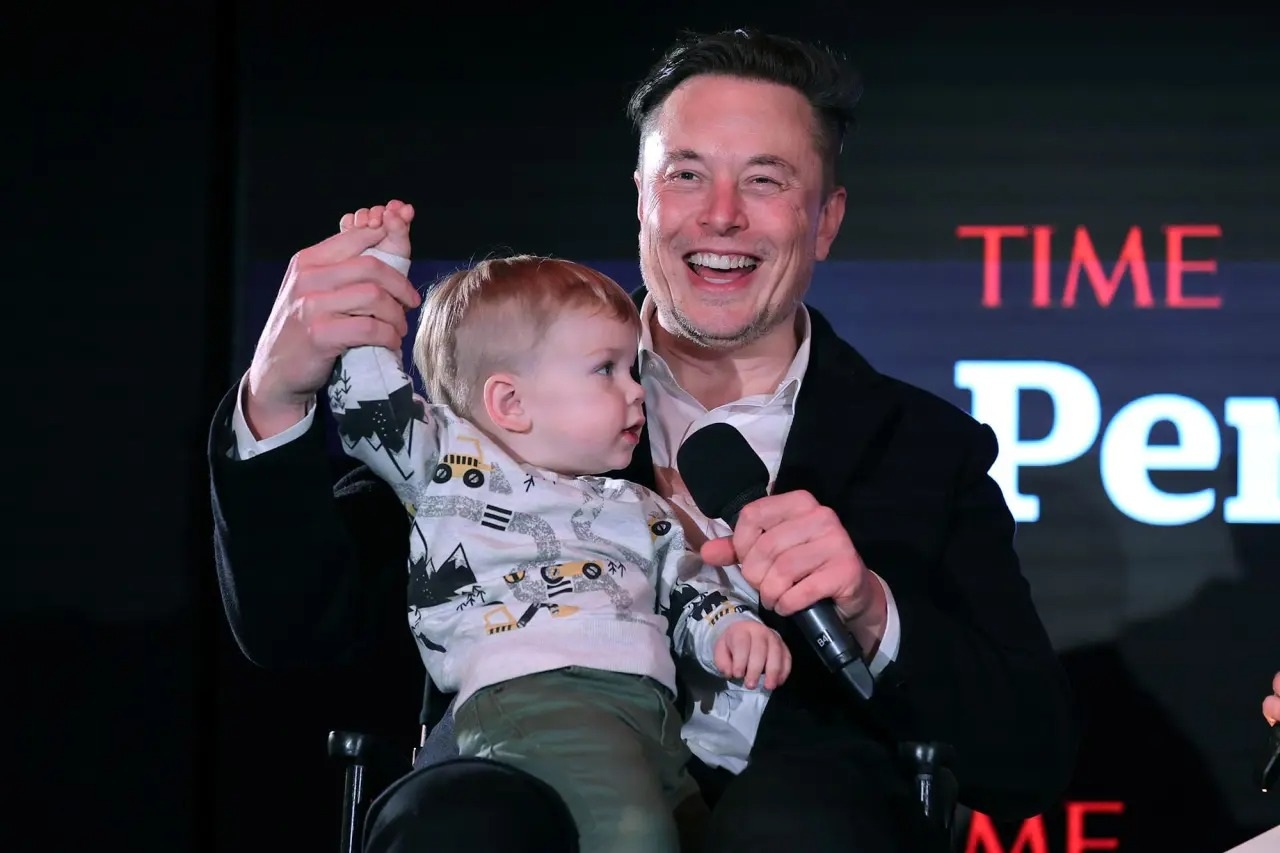 Tỷ phú Elon Musk có nhiều con nhưng không cho con một gia đình đúng nghĩa - 4