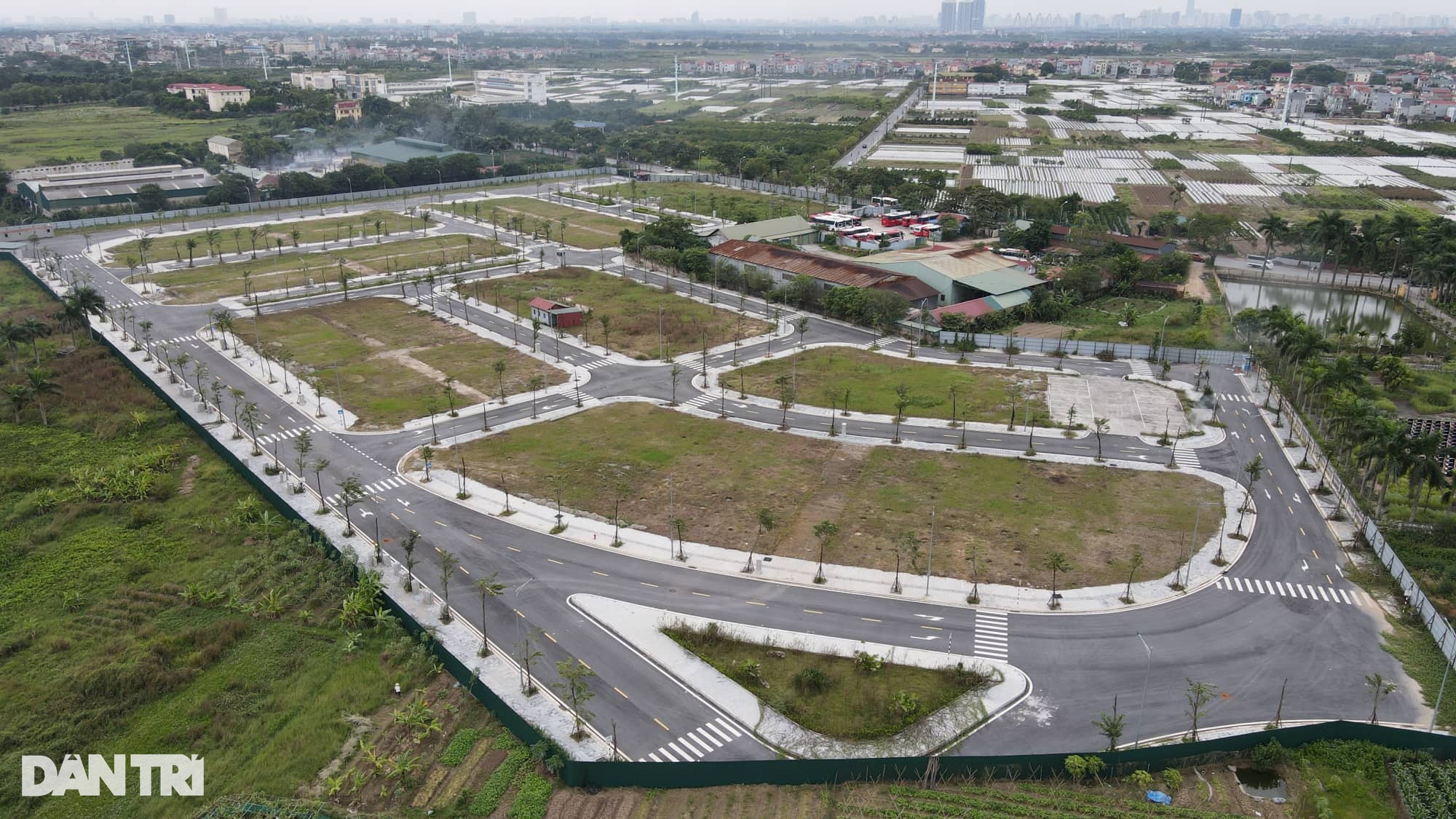 Có hiện tượng trả đấu giá đất cao để gây hiệu ứng tạo mặt bằng giá ảo - 1 Có hiện tượng trả đấu giá đất cao để gây hiệu ứng tạo mặt bằng giá ảo - 1