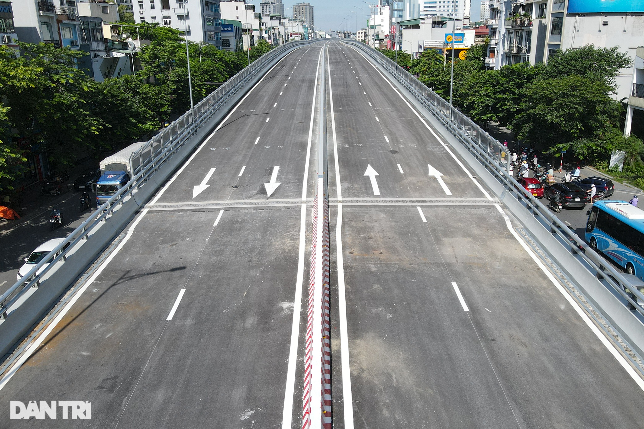 Toàn cảnh tuyến đường vành đai 2 Hà Nội hợp long 100% phần mặt cầu - 4