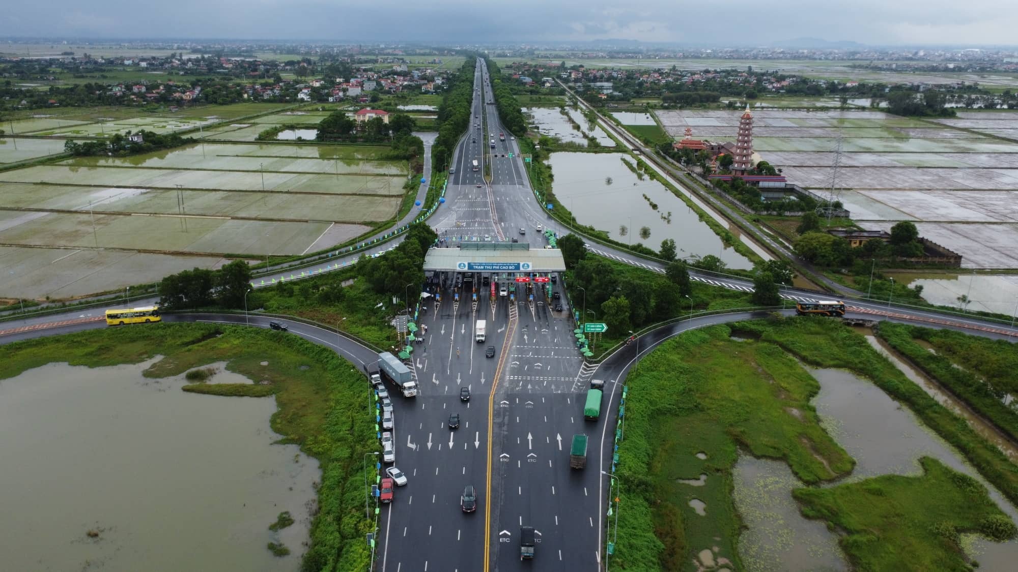 Chính thức thu phí tự động cao tốc lớn nhất phía Nam Hà Nội - 3