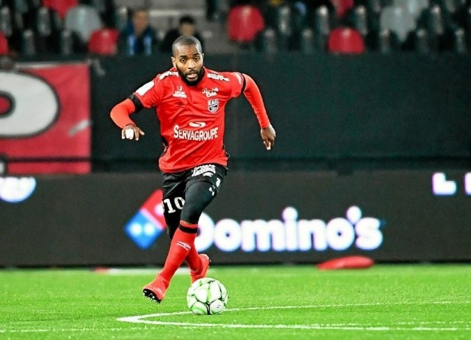 So sánh về đẳng cấp, thực lực giữa Guingamp và Pau FC - 2