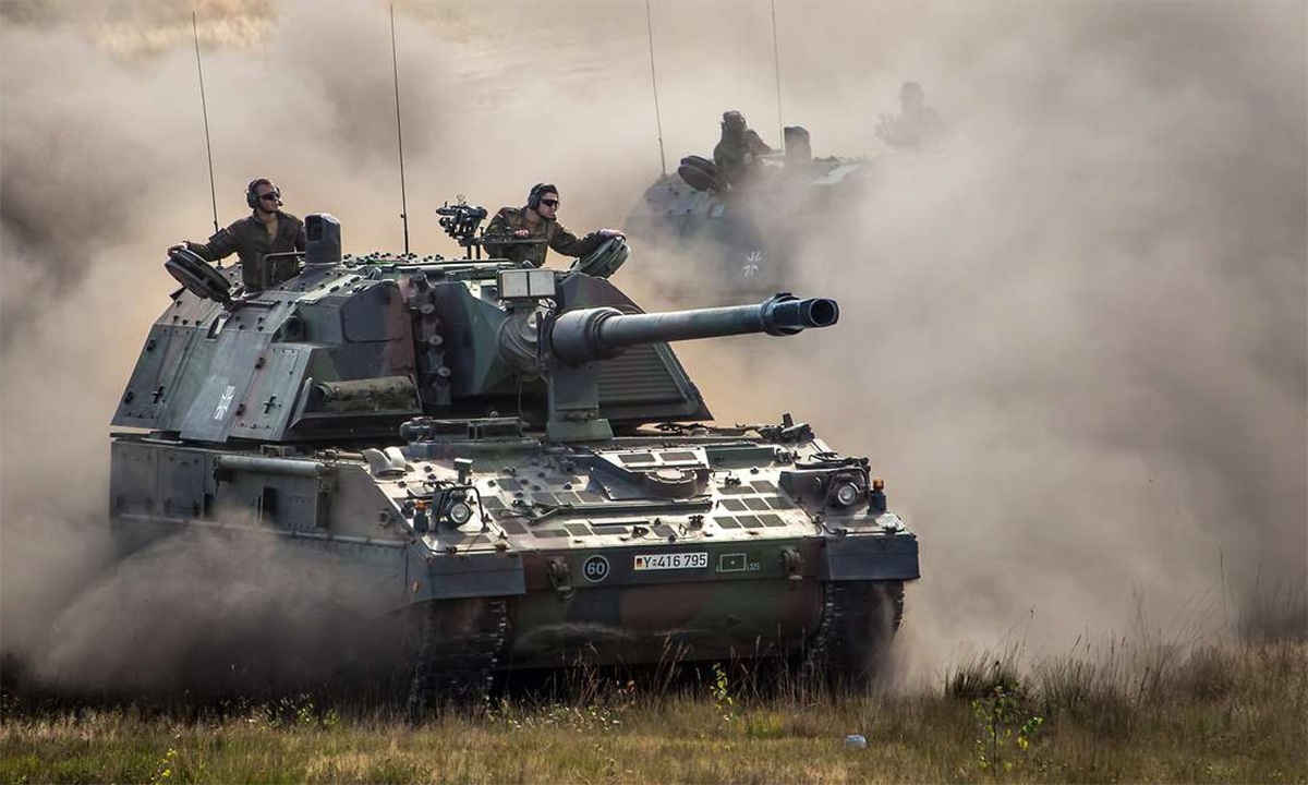 Ukraine có thể song kiếm hợp bích với vũ khí Đức để đối phó hỏa lực Nga - 1