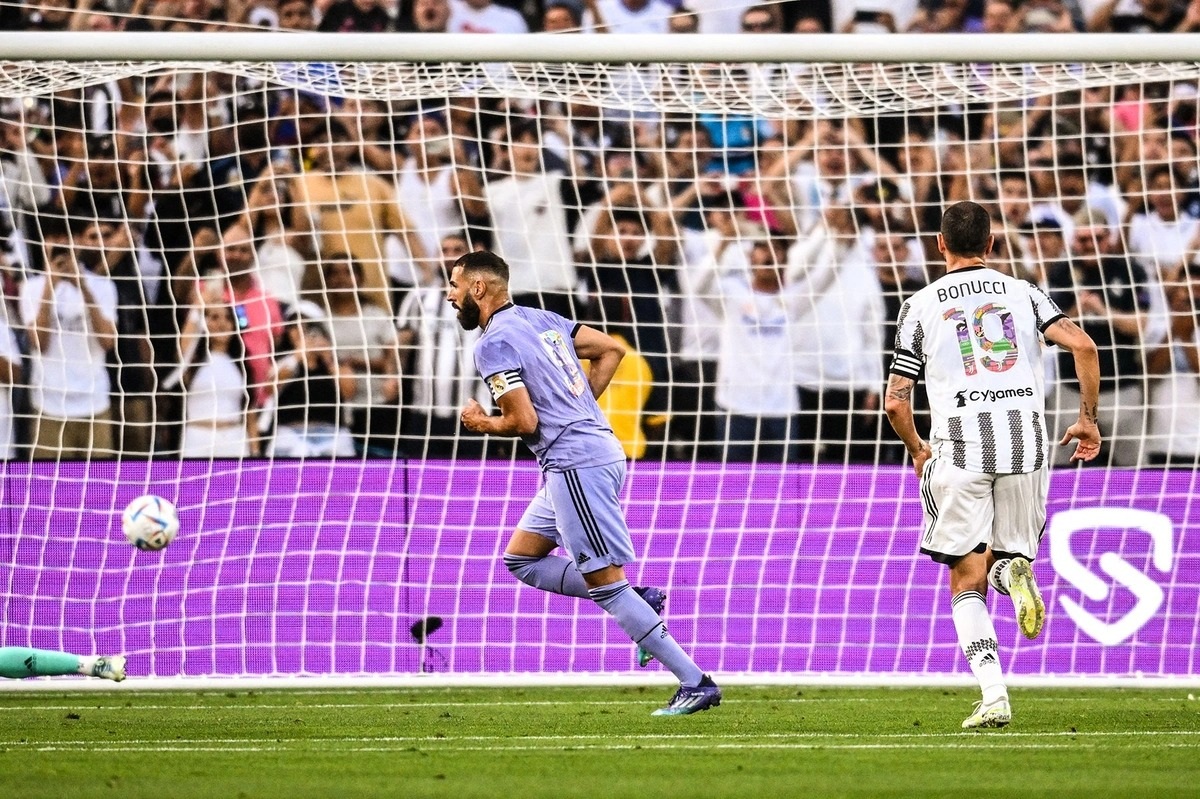 Benzema tỏa sáng, Real Madrid thắng dễ Juventus - 1