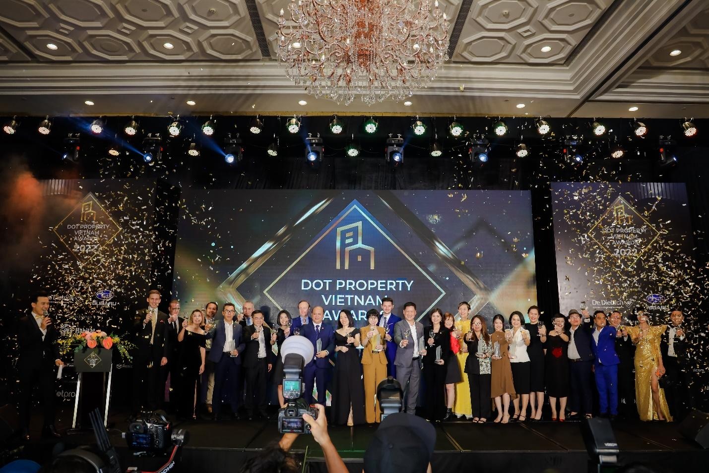 Cloud Gate nhận giải thưởng Dot Property Vietnam Awards 2022 - 2