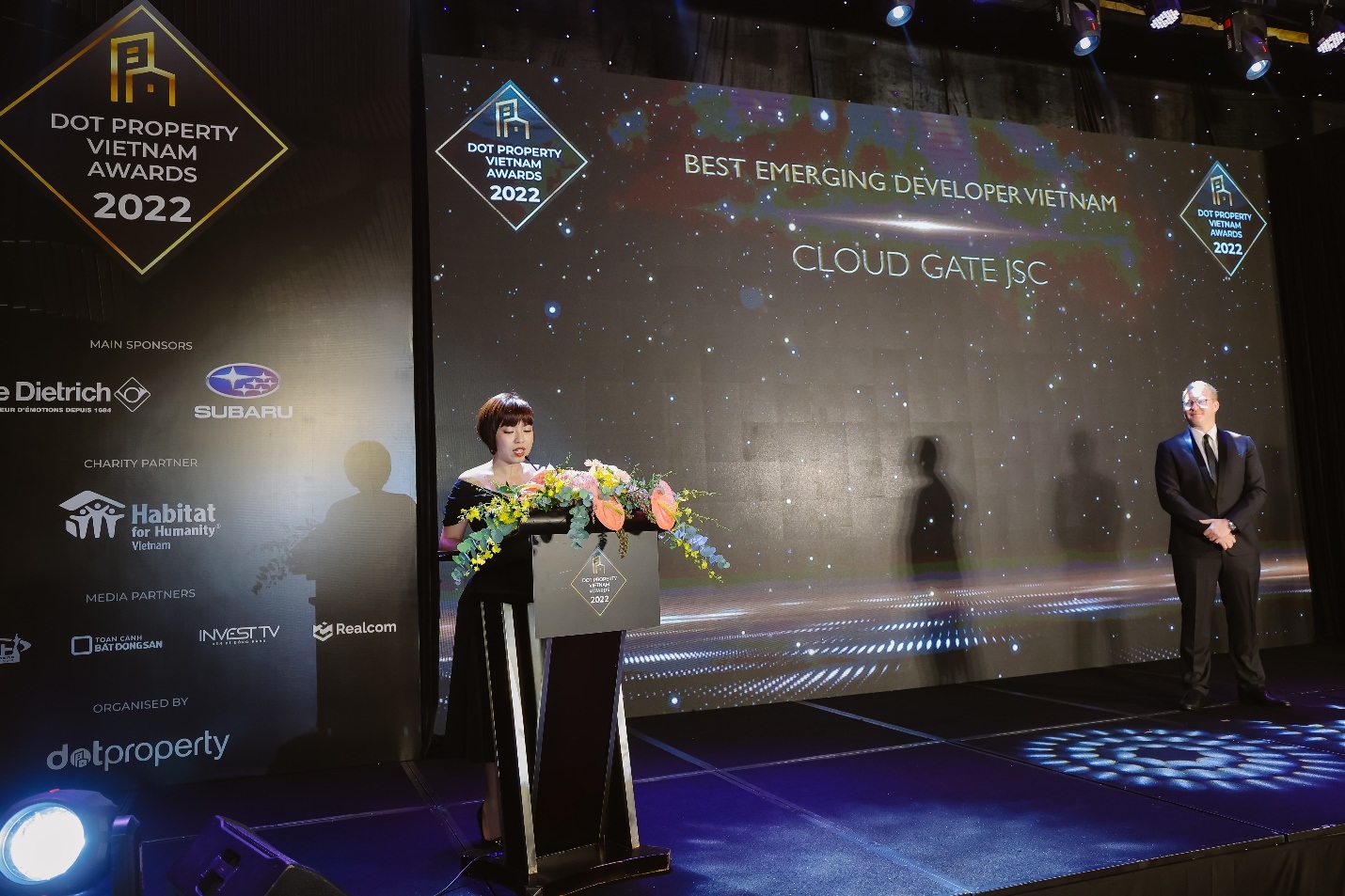 Cloud Gate nhận giải thưởng Dot Property Vietnam Awards 2022 - 3