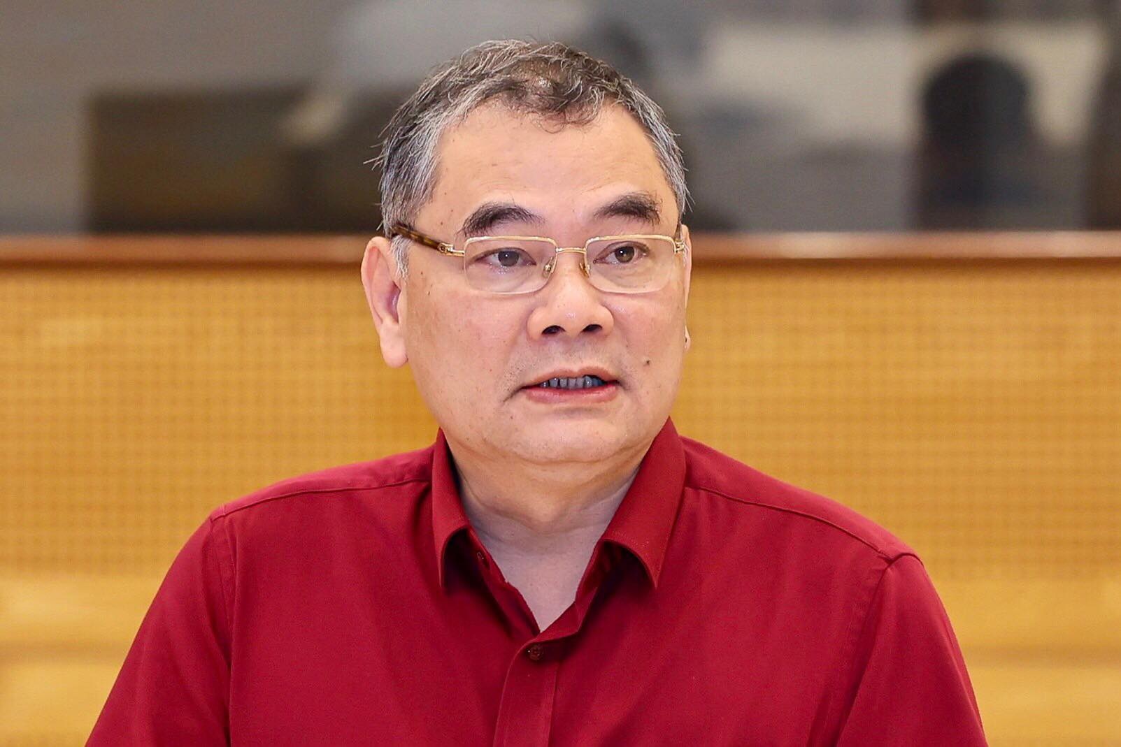 公安部は新しいパスポートモデルを修正するために研究しています - 1