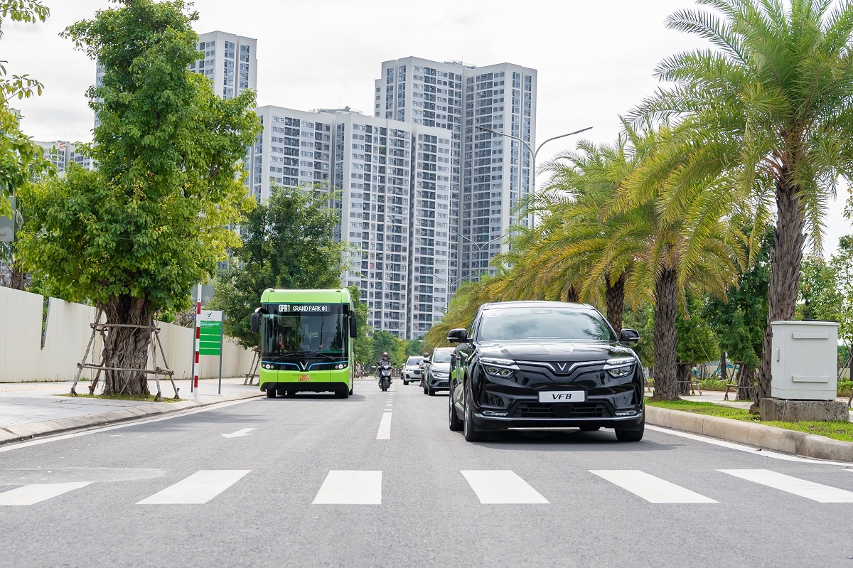 Trải nghiệm ô tô điện VinFast, lan tỏa lối sống xanh tại Vinhomes Grand Park - 4
