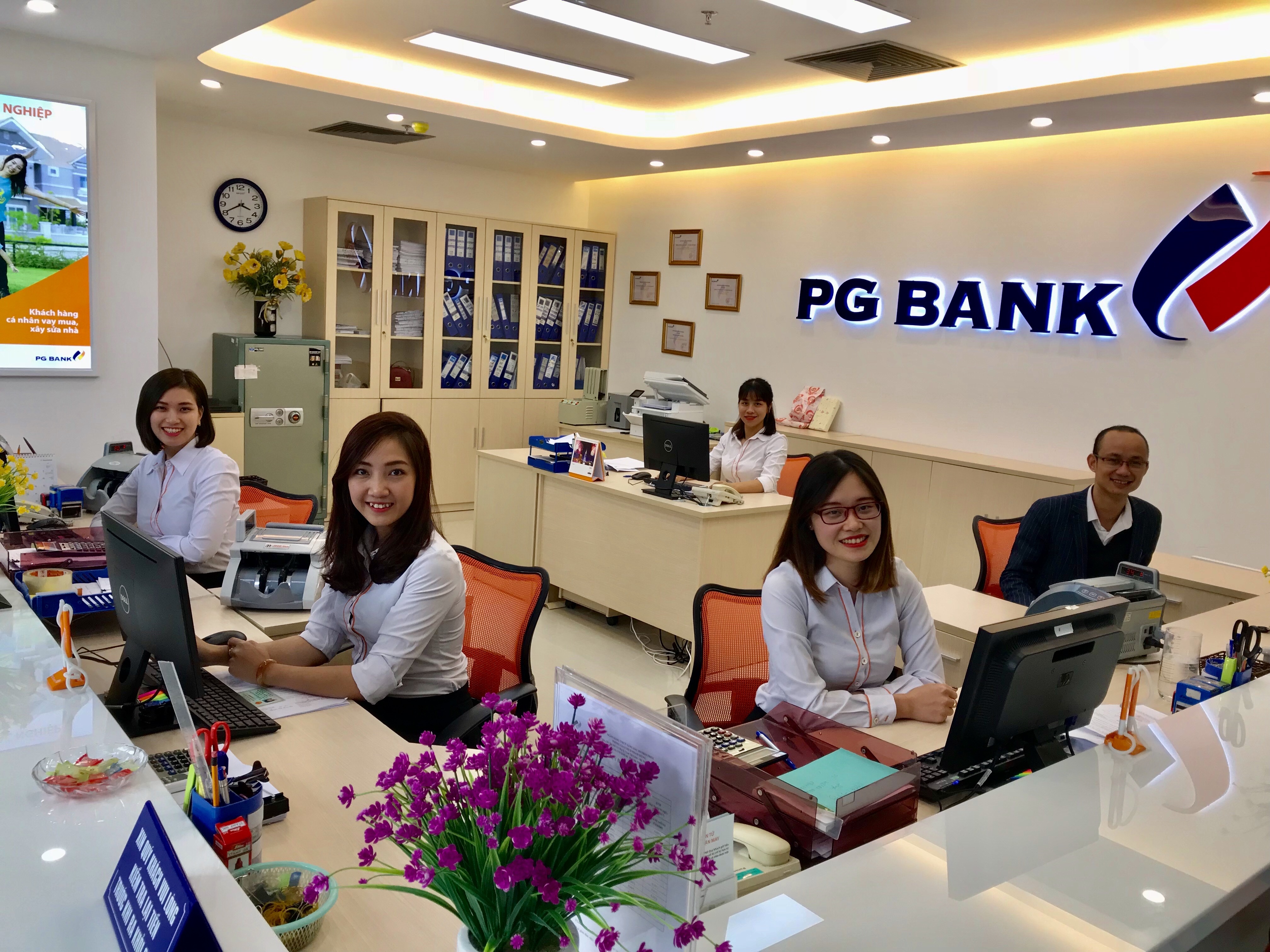 Giá xăng dầu tăng cao kỷ lục, vì sao Petrolimex vẫn lỗ? - 3 Giá xăng dầu tăng cao kỷ lục, vì sao Petrolimex vẫn lỗ? - 3