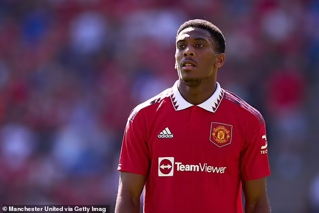 Martial chấn thương, C.Ronaldo sáng cửa đá chính tại Premier League - 2