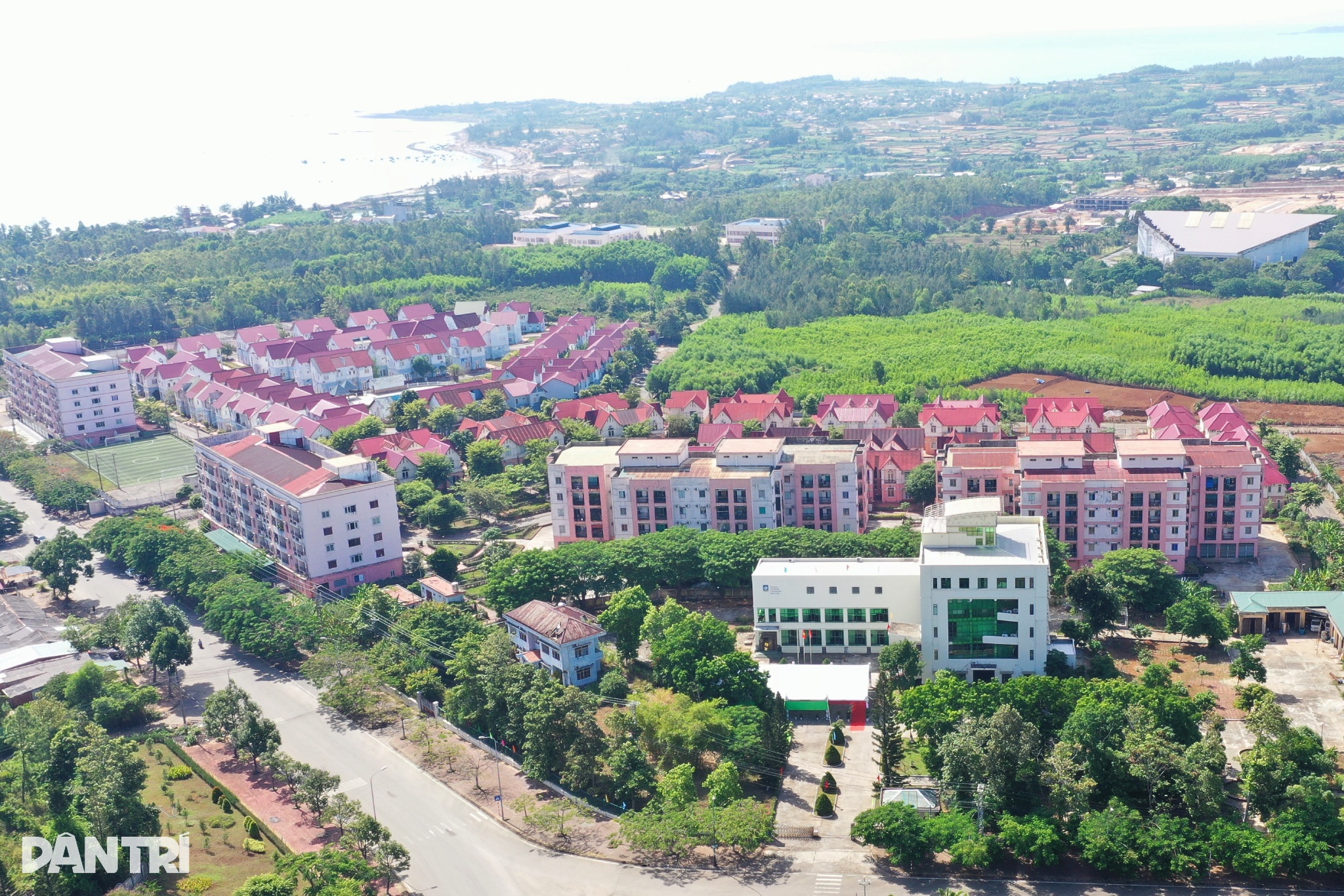 Khu đô thị hoang vắng bên cạnh nhà máy lọc dầu Dung Quất - 6 Khu đô thị hoang vắng bên cạnh nhà máy lọc dầu Dung Quất - 6