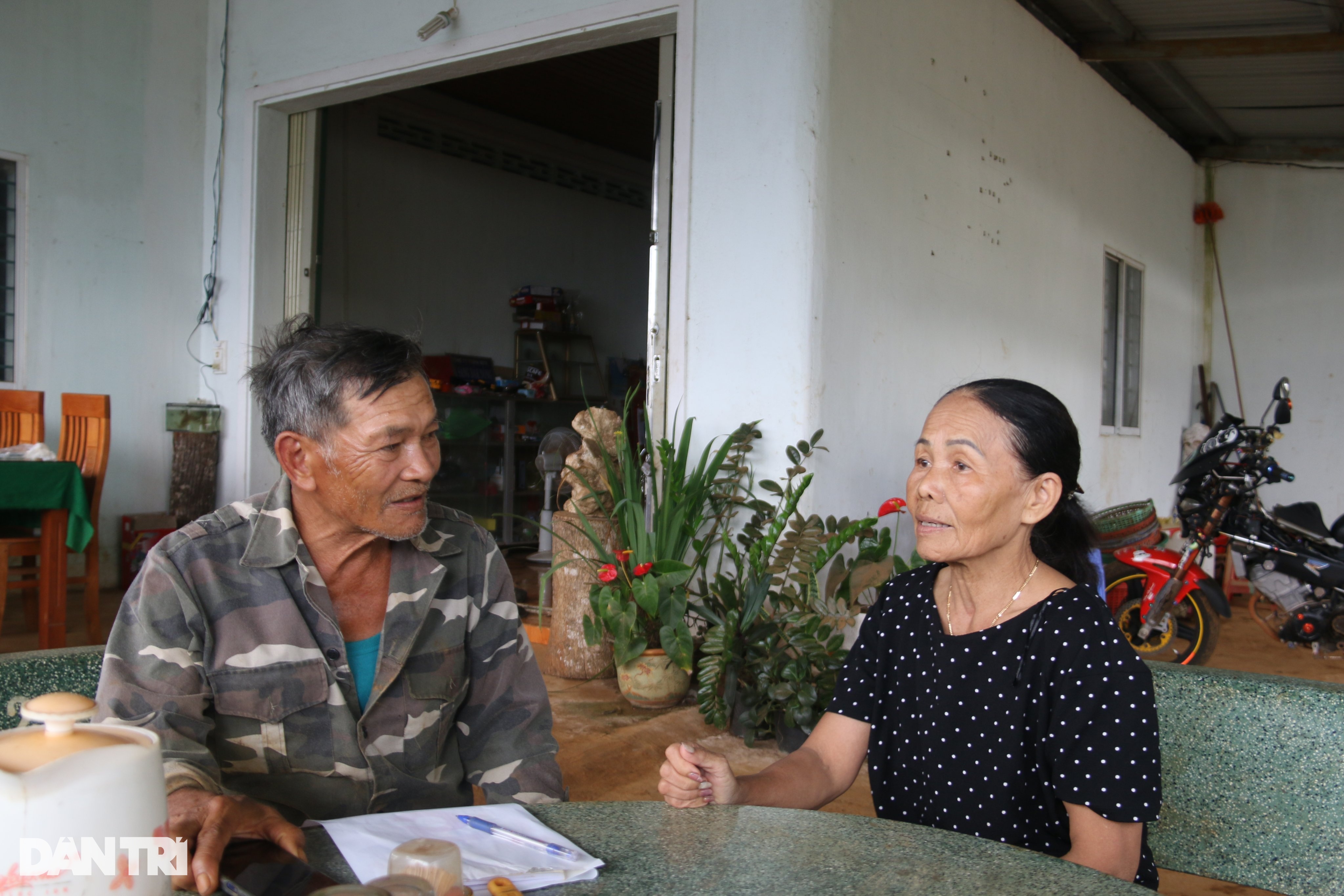 Vụ thu hồi 65 giấy chứng nhận quyền sử dụng đất: Kiến nghị khởi tố - 1 Vụ thu hồi 65 giấy chứng nhận quyền sử dụng đất: Kiến nghị khởi tố - 1