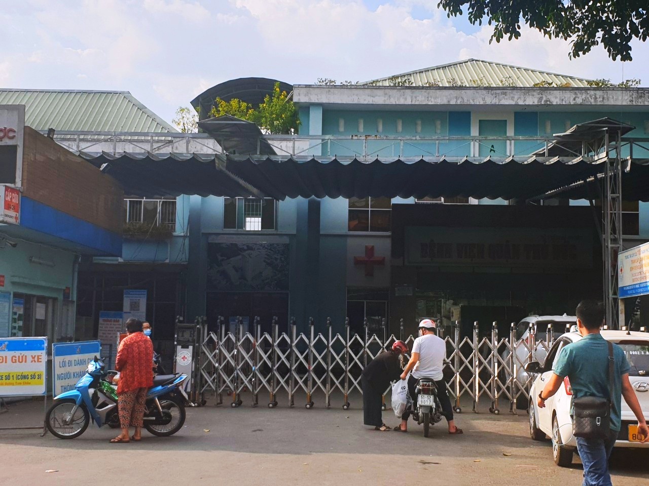 TPHCM kỷ luật Đảng ủy 2 bệnh viện và một số cán bộ liên quan vụ Việt Á - 1