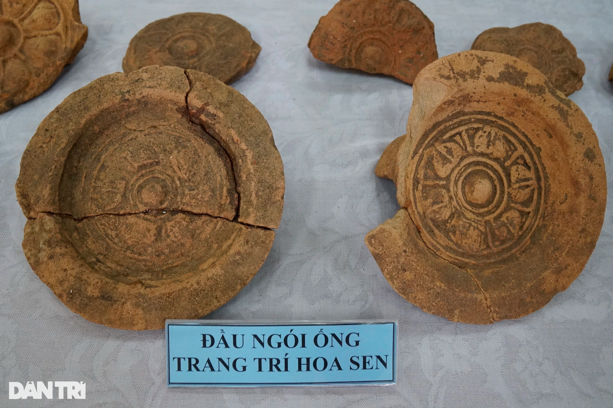 Khai quật phế tích cổ hơn 1.500 năm của người Chăm ở Bình Định - 7 Khai quật phế tích cổ hơn 1.500 năm của người Chăm ở Bình Định - 7