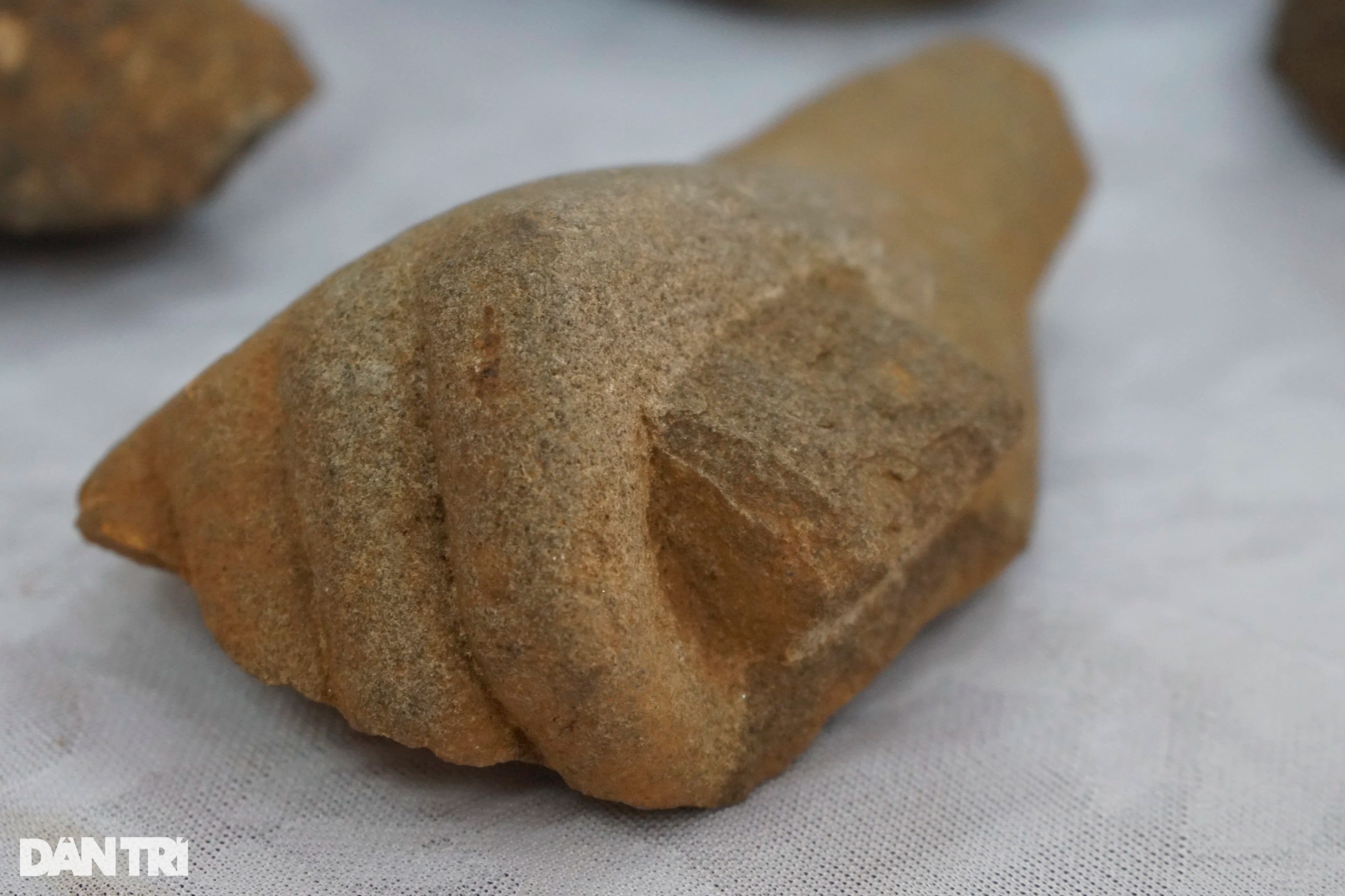 Khai quật phế tích cổ hơn 1.500 năm của người Chăm ở Bình Định - 9
