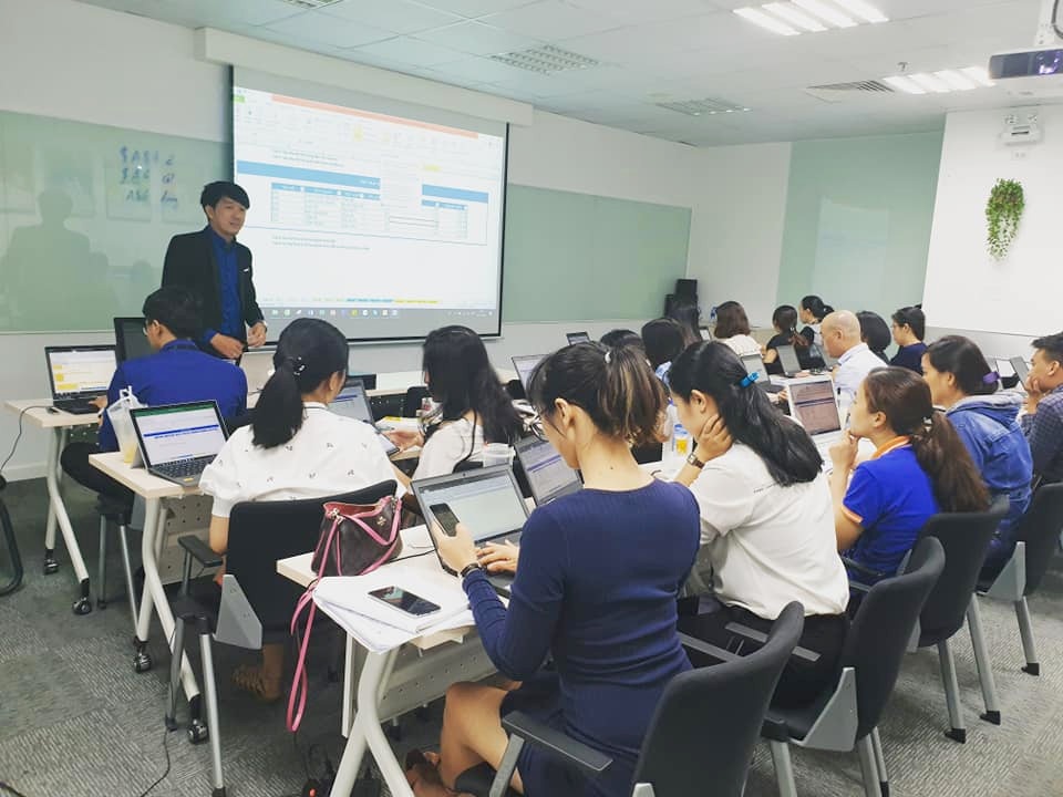 Thủ tướng yêu cầu tạo điều kiện để trường nghề dạy văn hóa bậc THPT - 2 Thủ tướng yêu cầu tạo điều kiện để trường nghề dạy văn hóa bậc THPT - 2