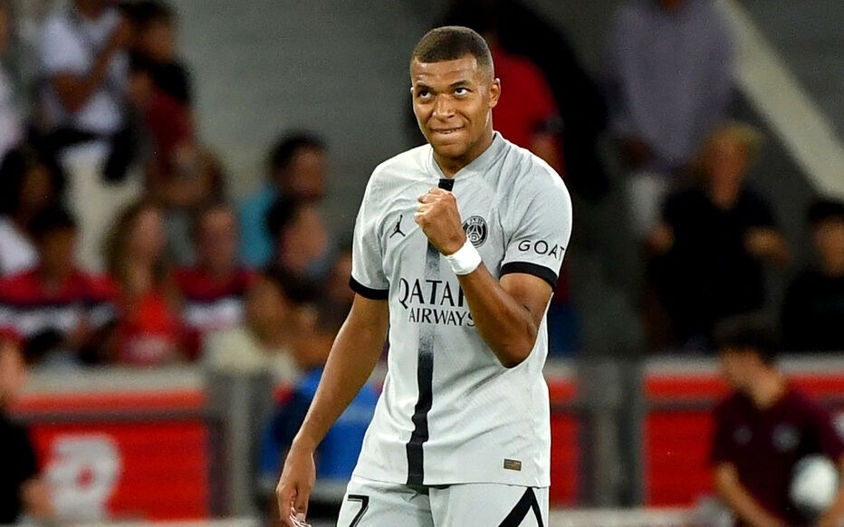 Xóa tan hiềm khích, Mbappe, Messi và Neymar cùng ghi bàn giúp PSG thắng 7-1 - 5