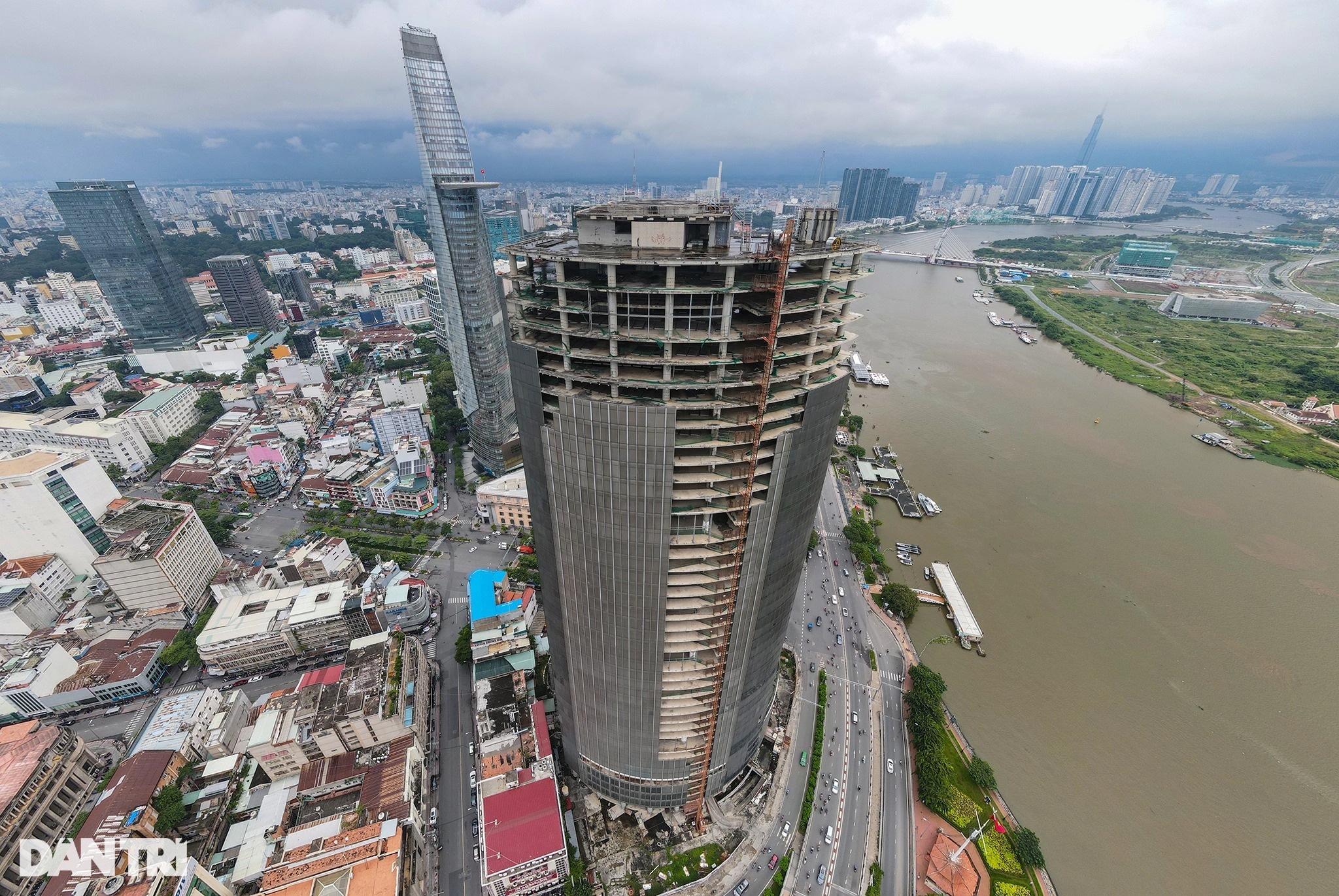 TPHCM thông tin về tòa nhà Saigon One Tower ngưng thi công 11 năm - 1