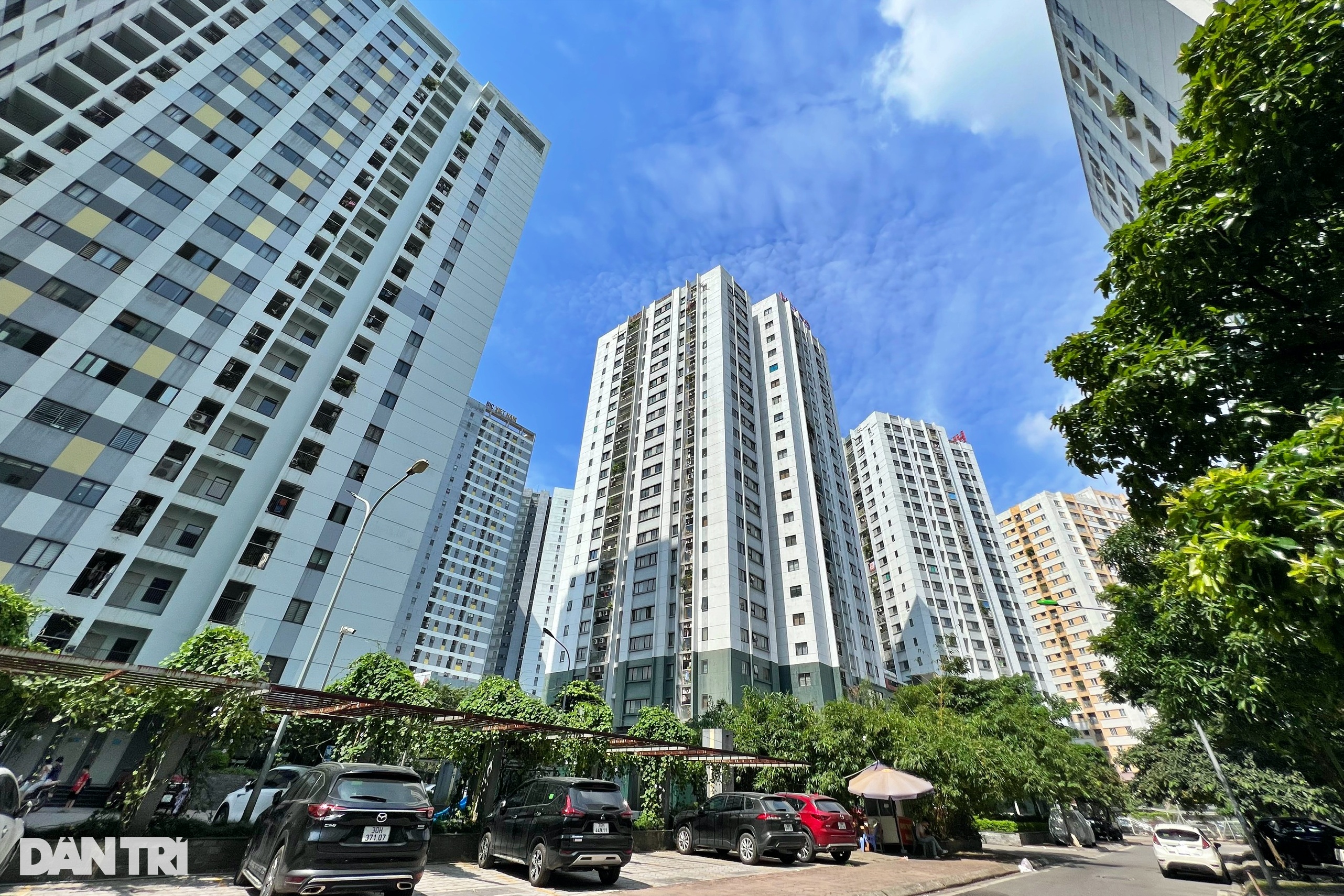 85 tòa chung cư trên phường Hoàng Liệt, bốc thăm suất học là còn nhẹ - 9