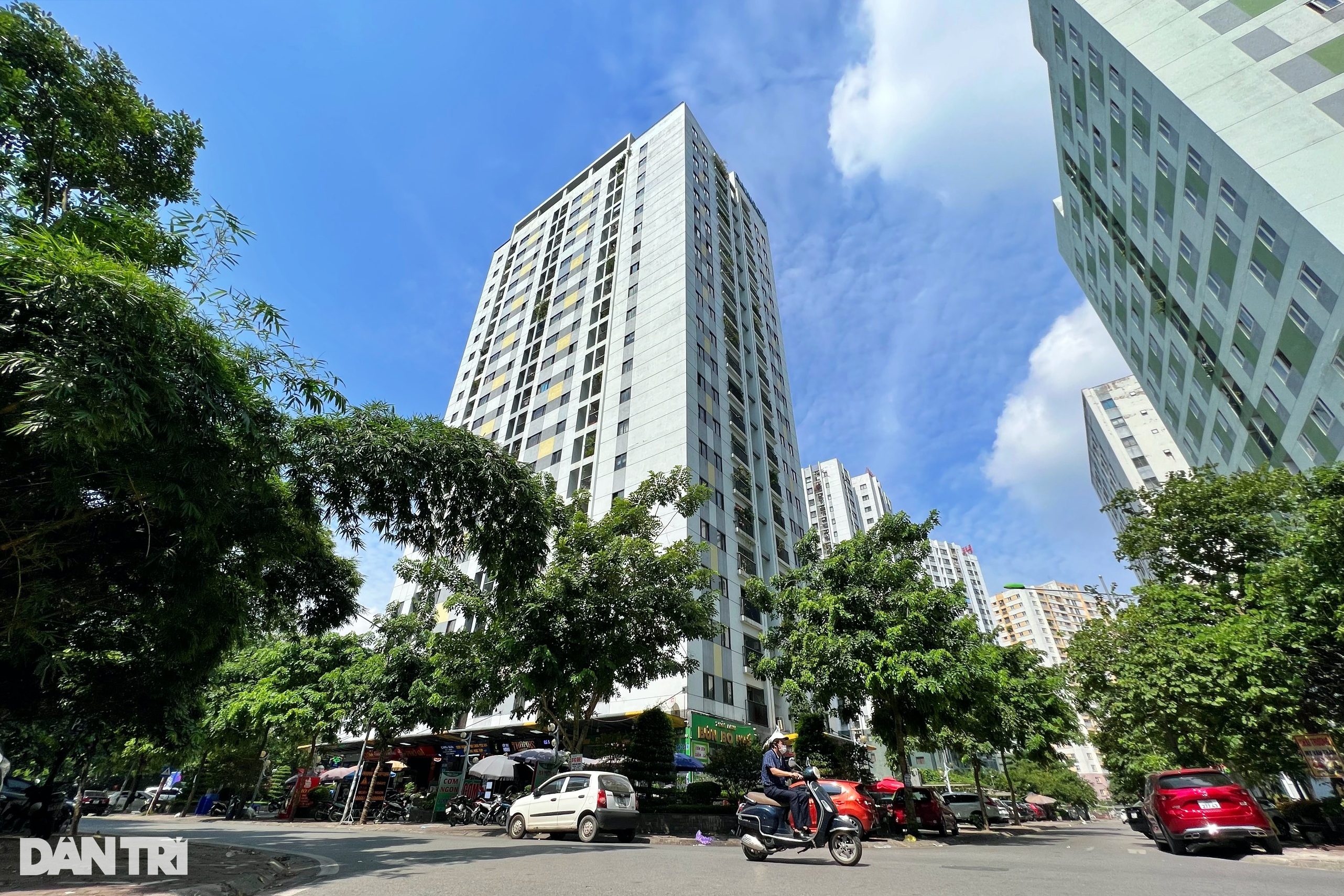 85 tòa chung cư trên phường Hoàng Liệt, bốc thăm suất học là còn nhẹ - 2