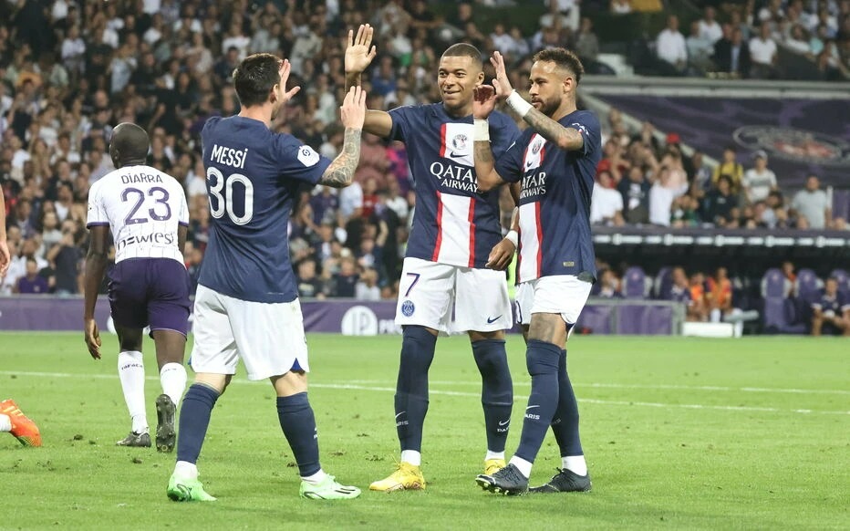 Messi kiến tạo cho Neymar và Mbappe ghi bàn, PSG dễ dàng thắng đậm - 3